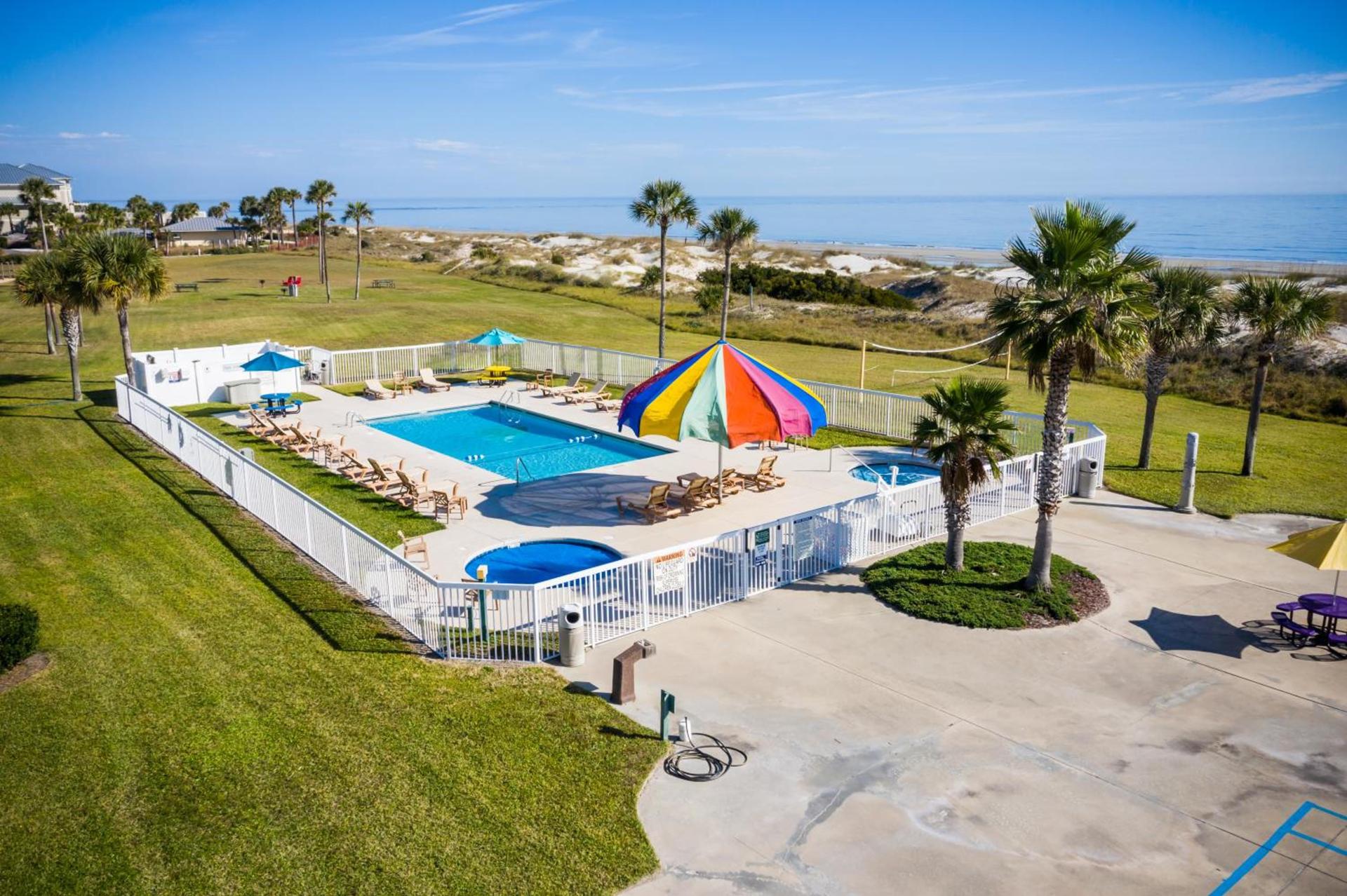 Days Inn & Suites by Wyndham Jekyll Island photo 4