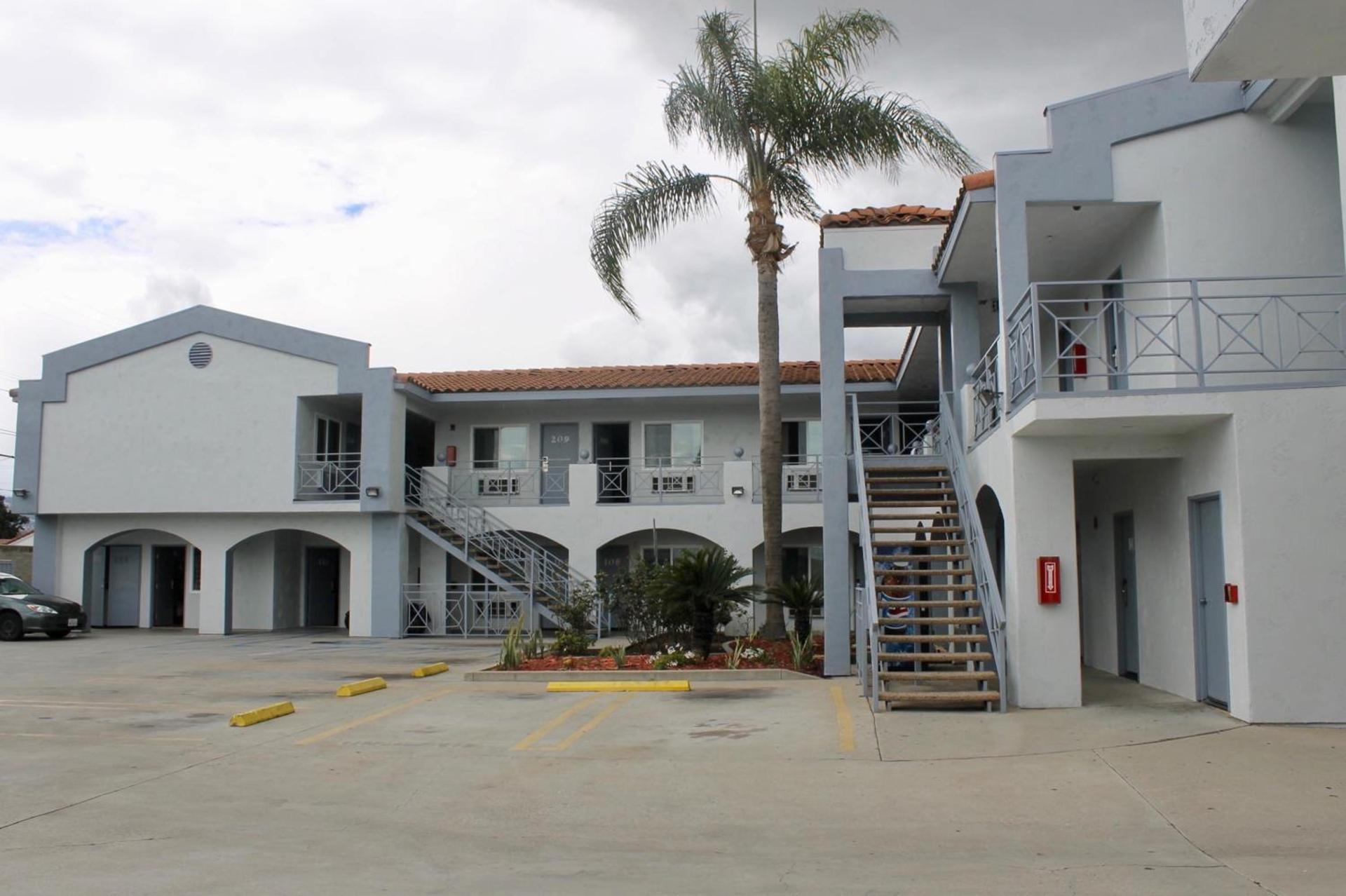 Crescent Inn photo 18