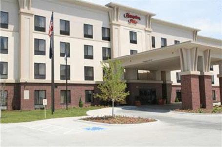 Newly Renovated Hampton Inn Omaha West Lakeside photo 39