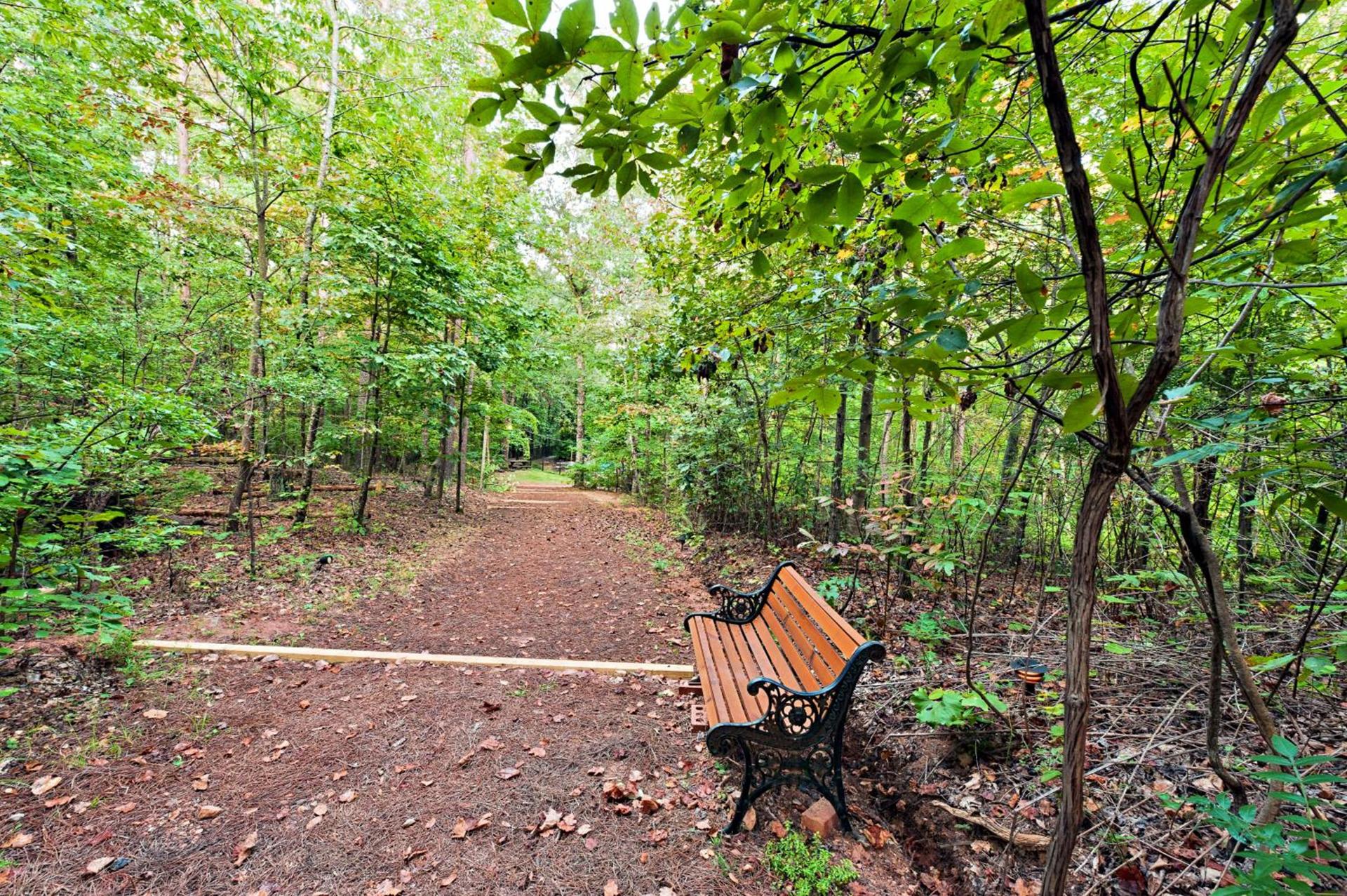 Lily Creek Lodge photo 96