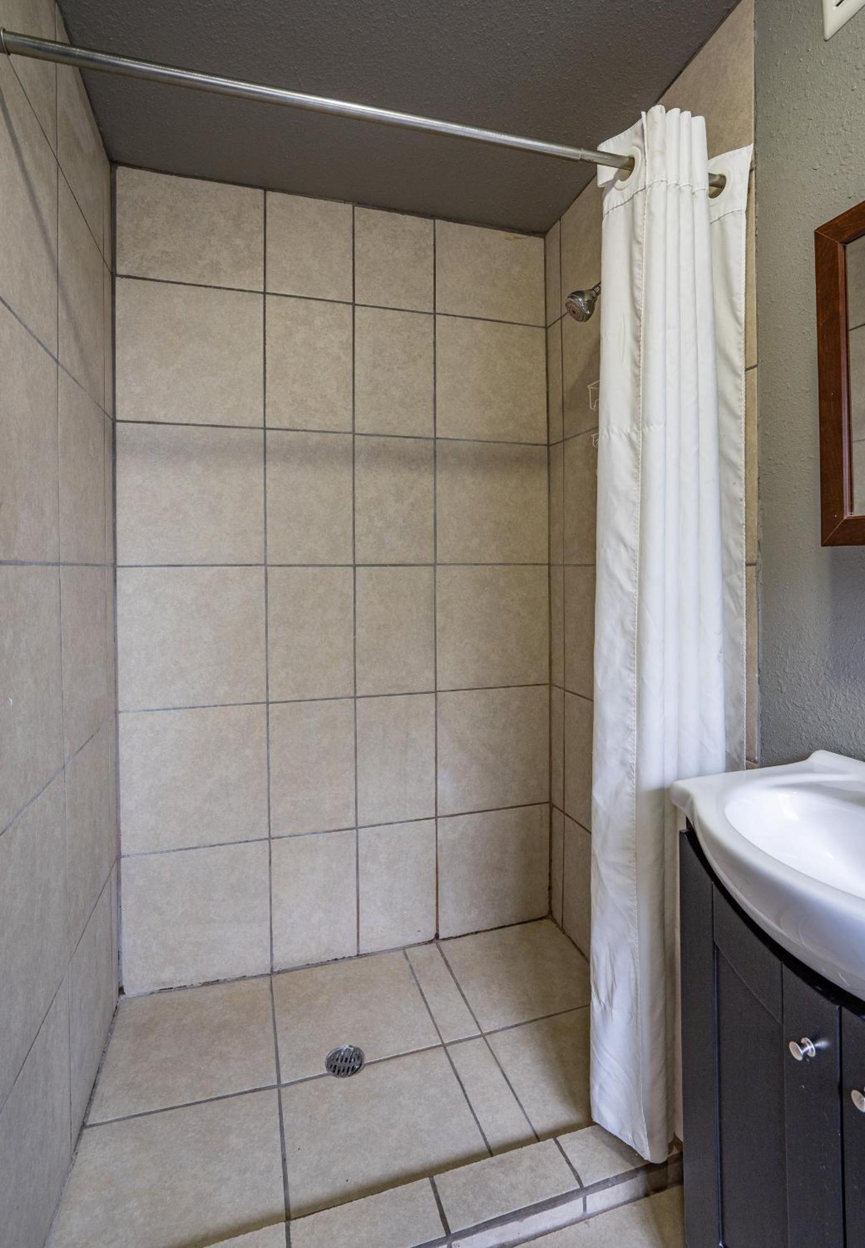 Mountain Trail Lodge and Vacation Rentals photo 97
