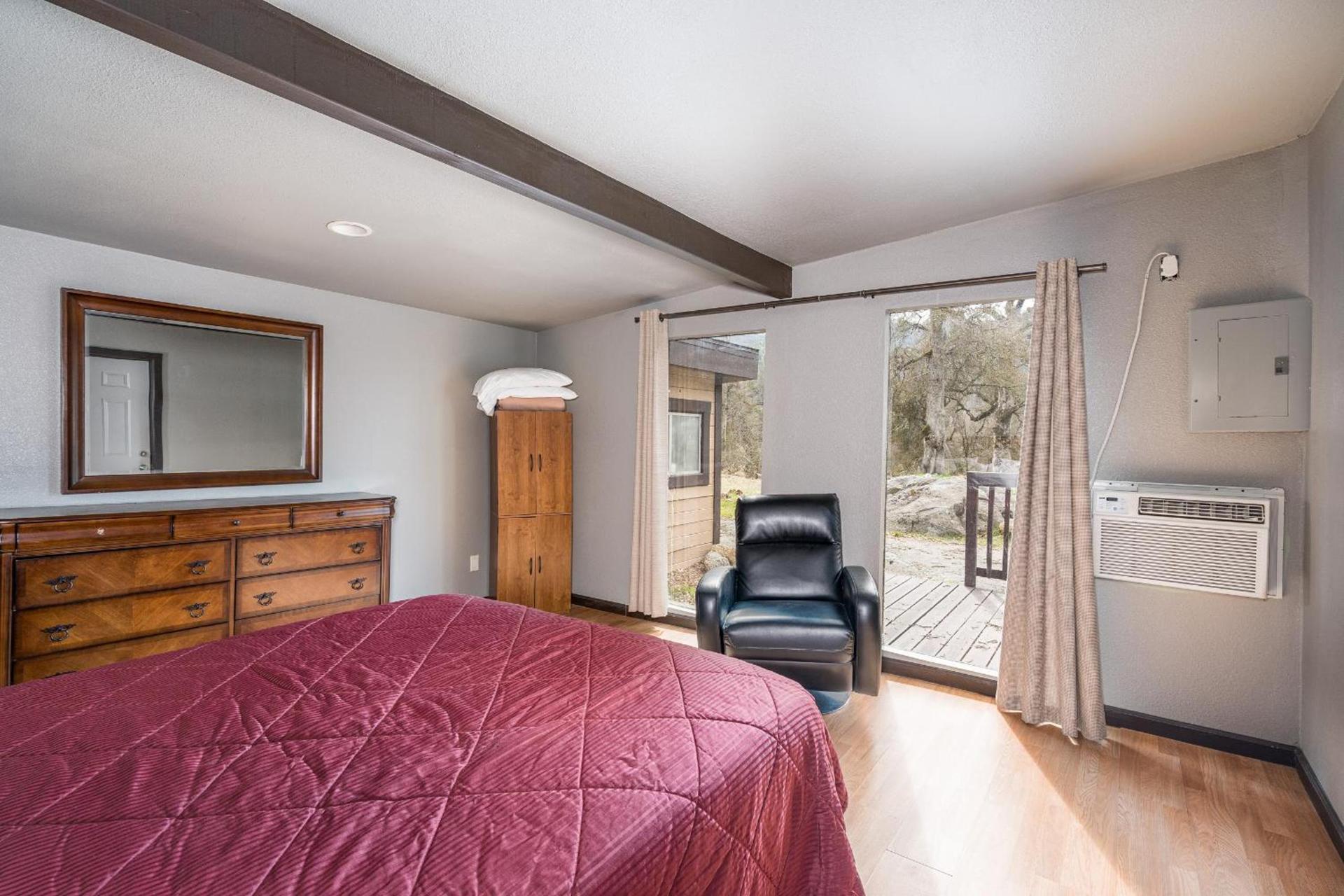 Mountain Trail Lodge and Vacation Rentals photo 99