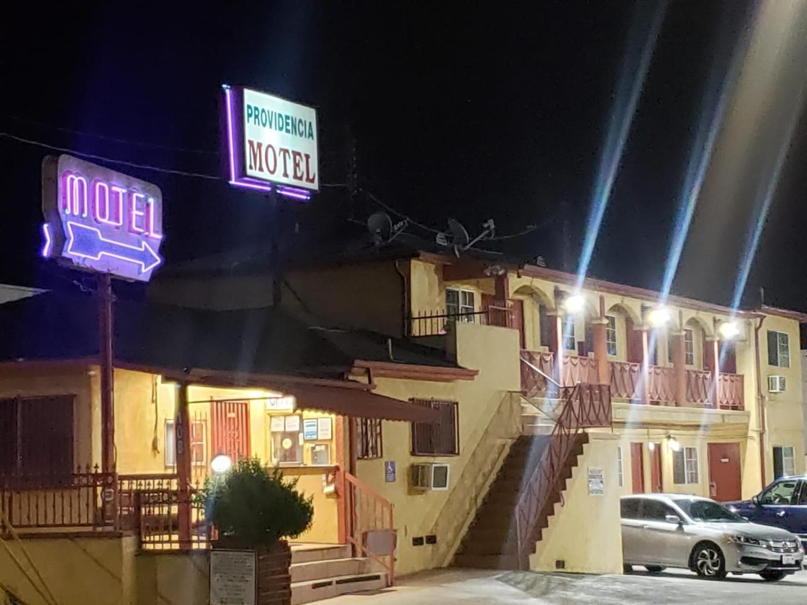 Providencia Motel photo 15