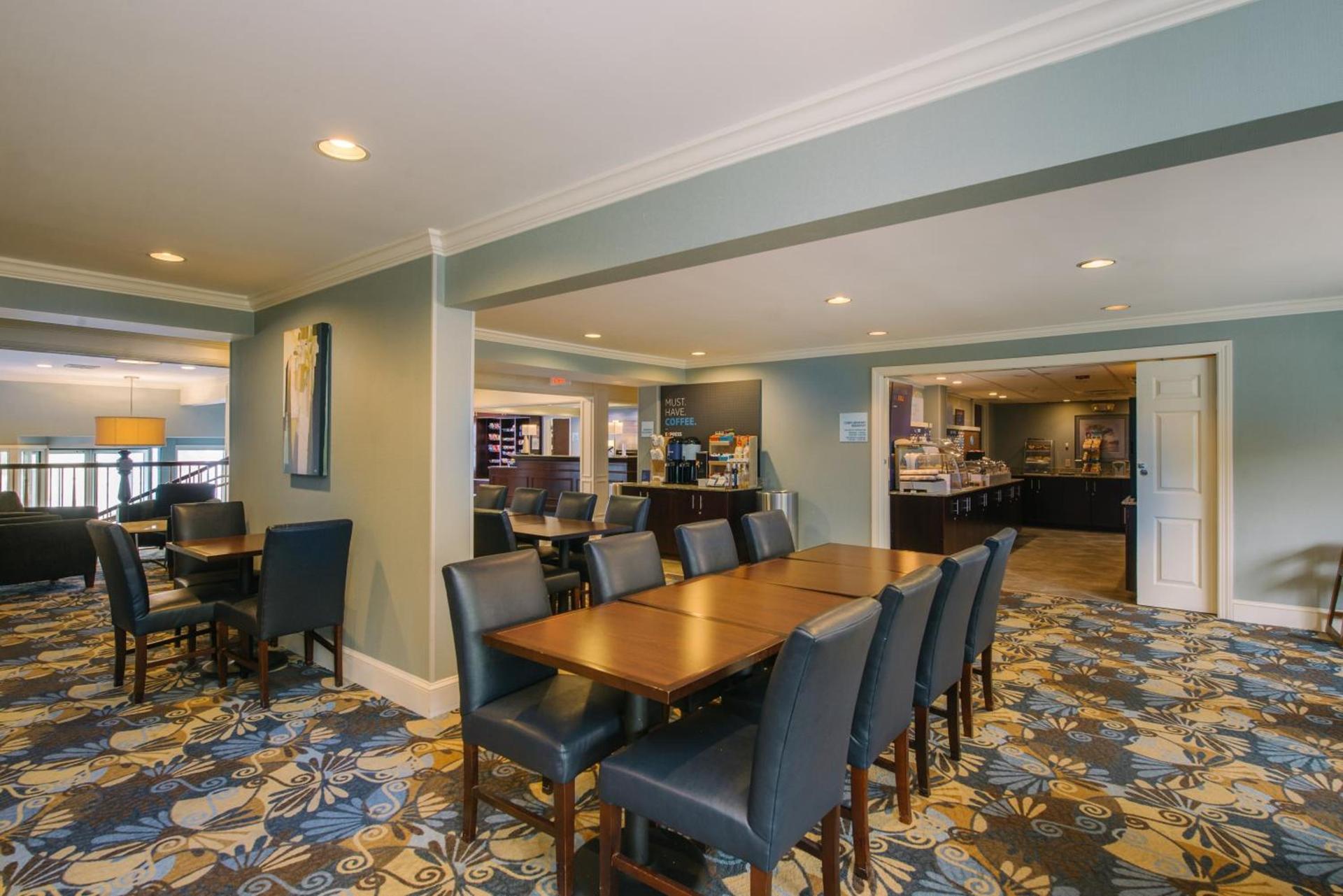 Holiday Inn Express and Suites Merrimack - Nashua by IHG photo 37