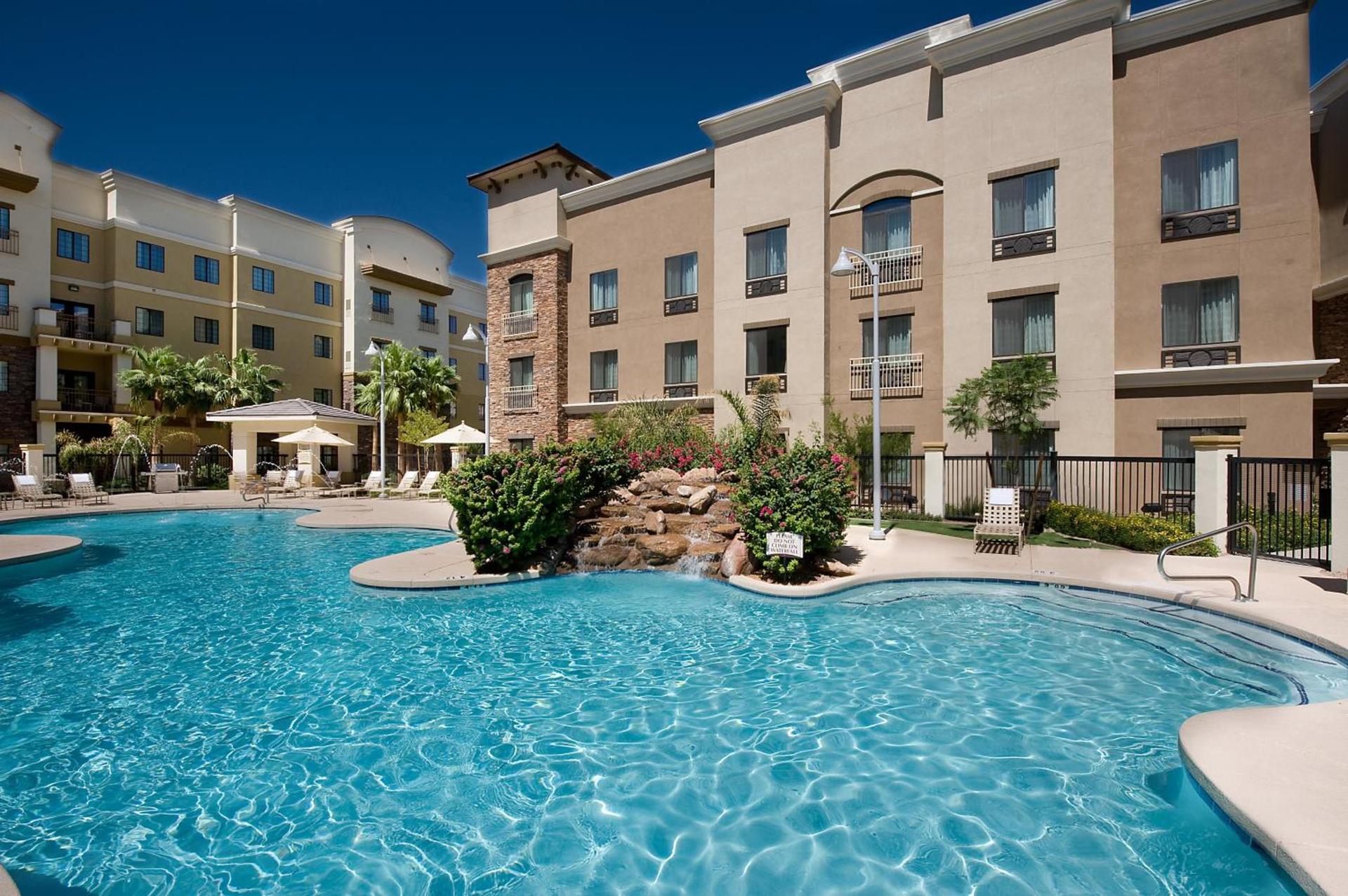 Holiday Inn Express & Suites Phoenix Glendale Dist by IHG photo 16