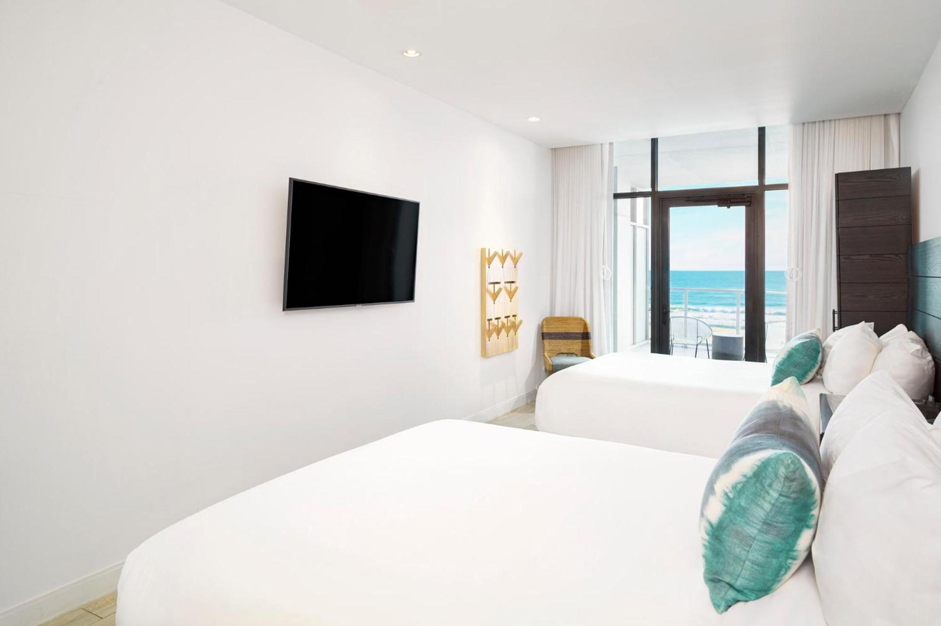 Wave Resort photo 13