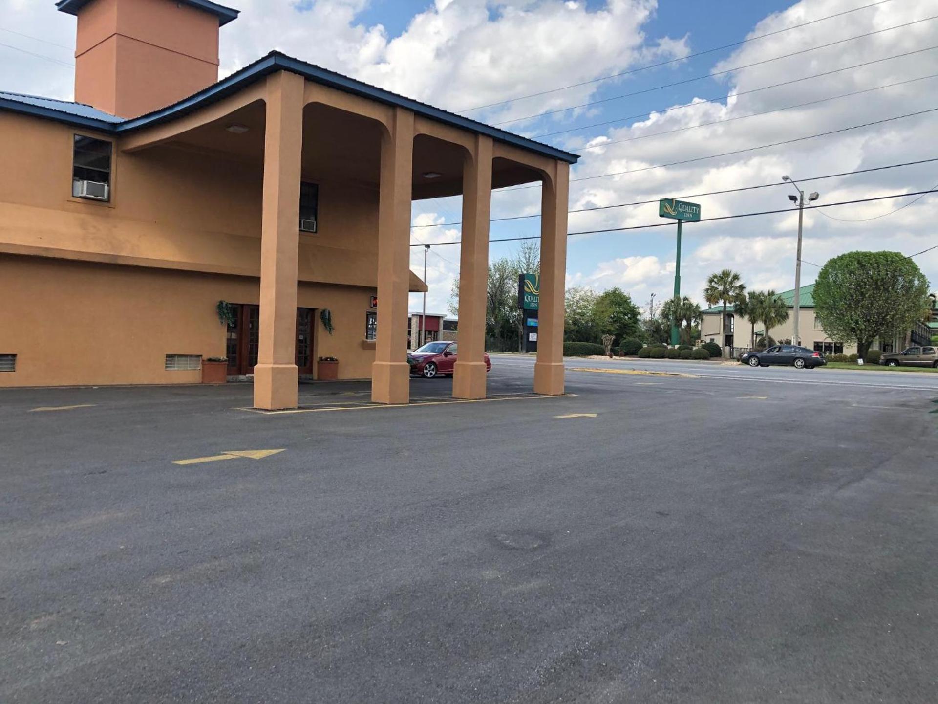 Capital inn photo 28