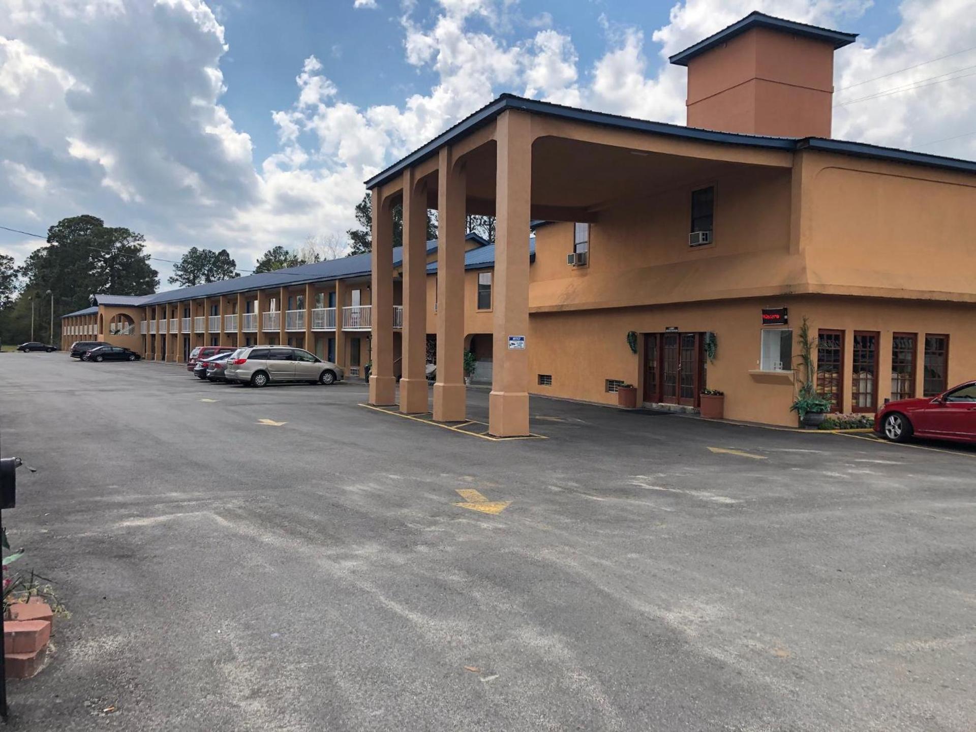Capital inn photo 22