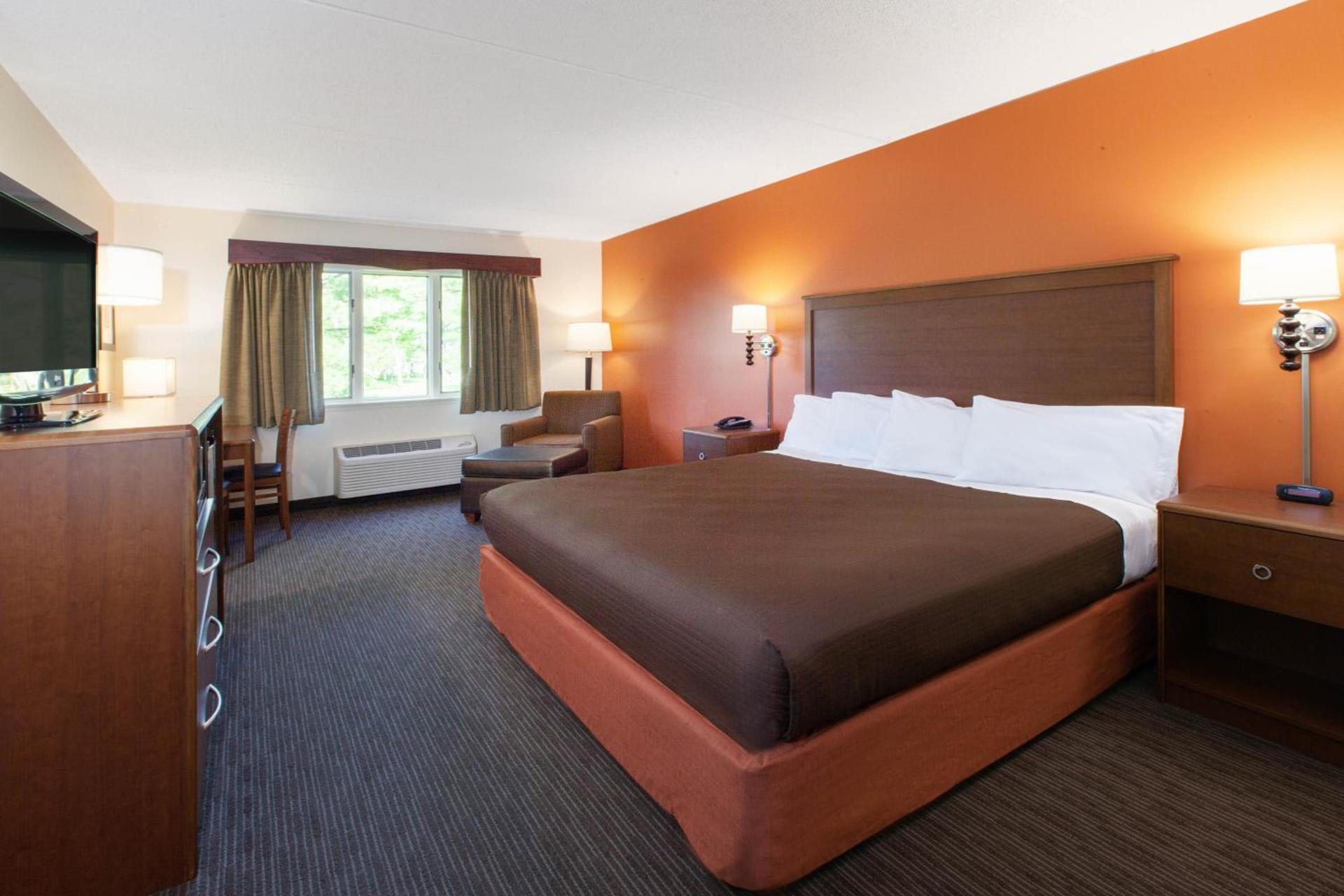 AmericInn by Wyndham Silver City photo 5