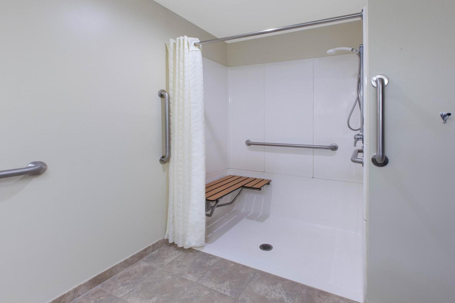 AmericInn by Wyndham Silver City photo 3
