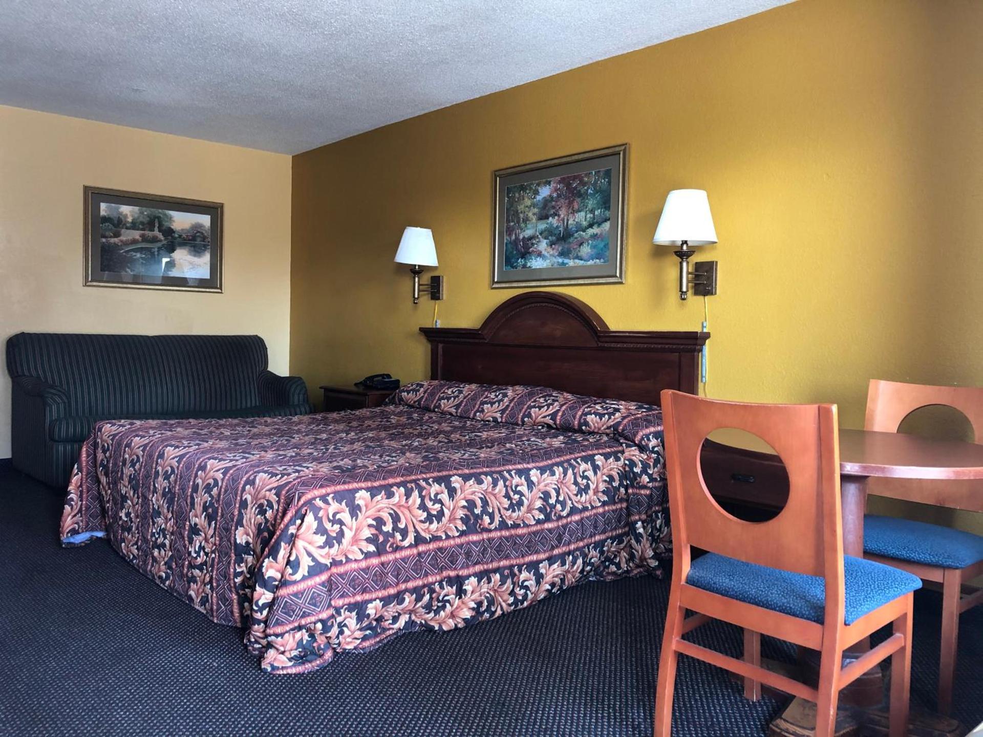Capital inn photo 6