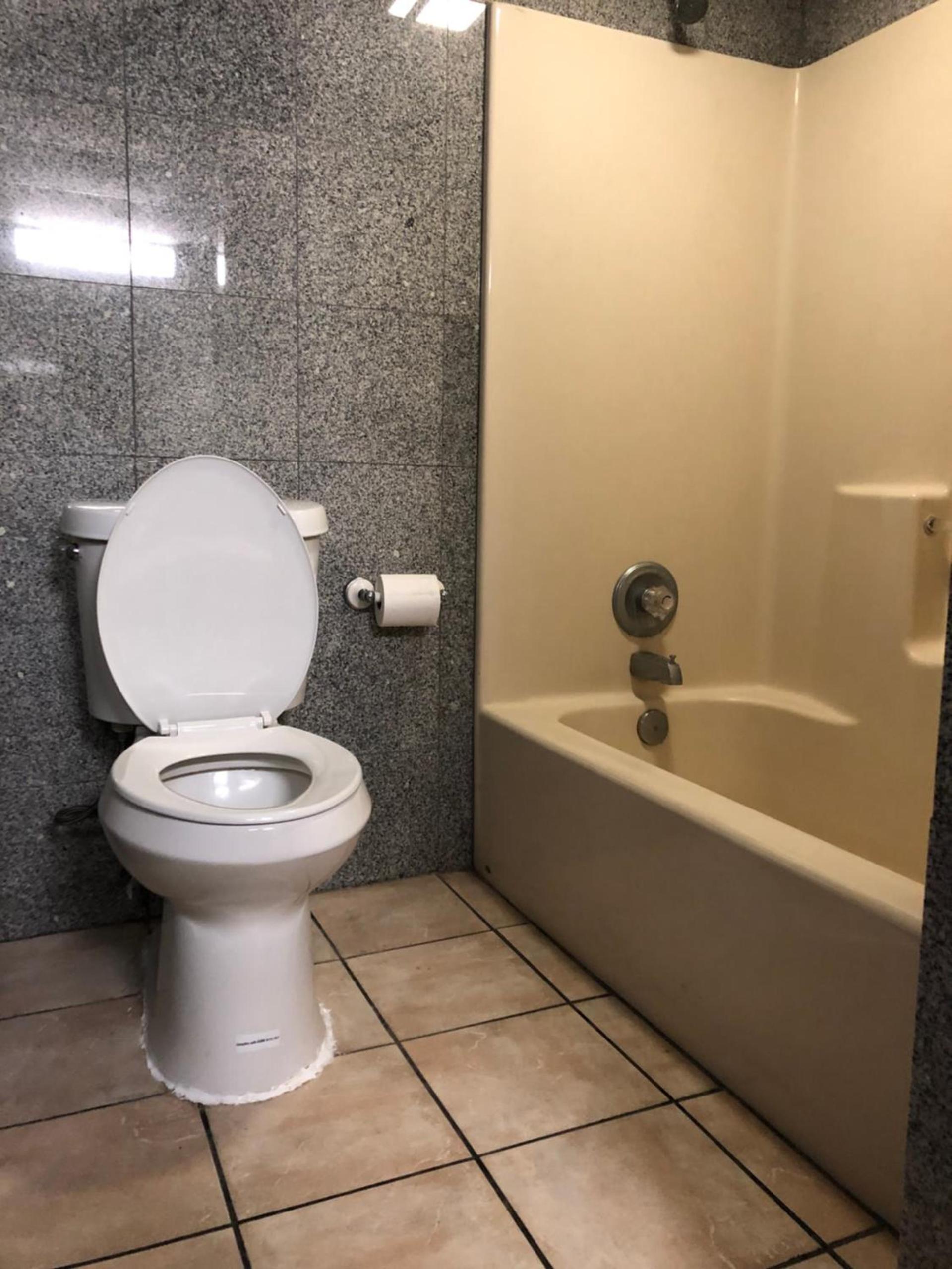 Capital inn photo 2