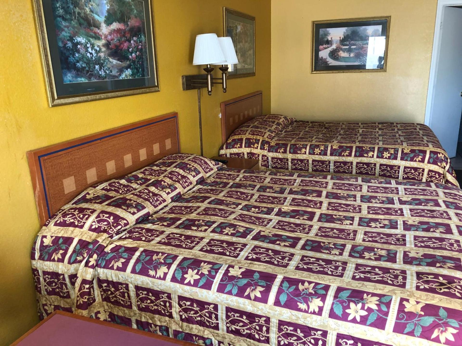 Capital inn photo 7