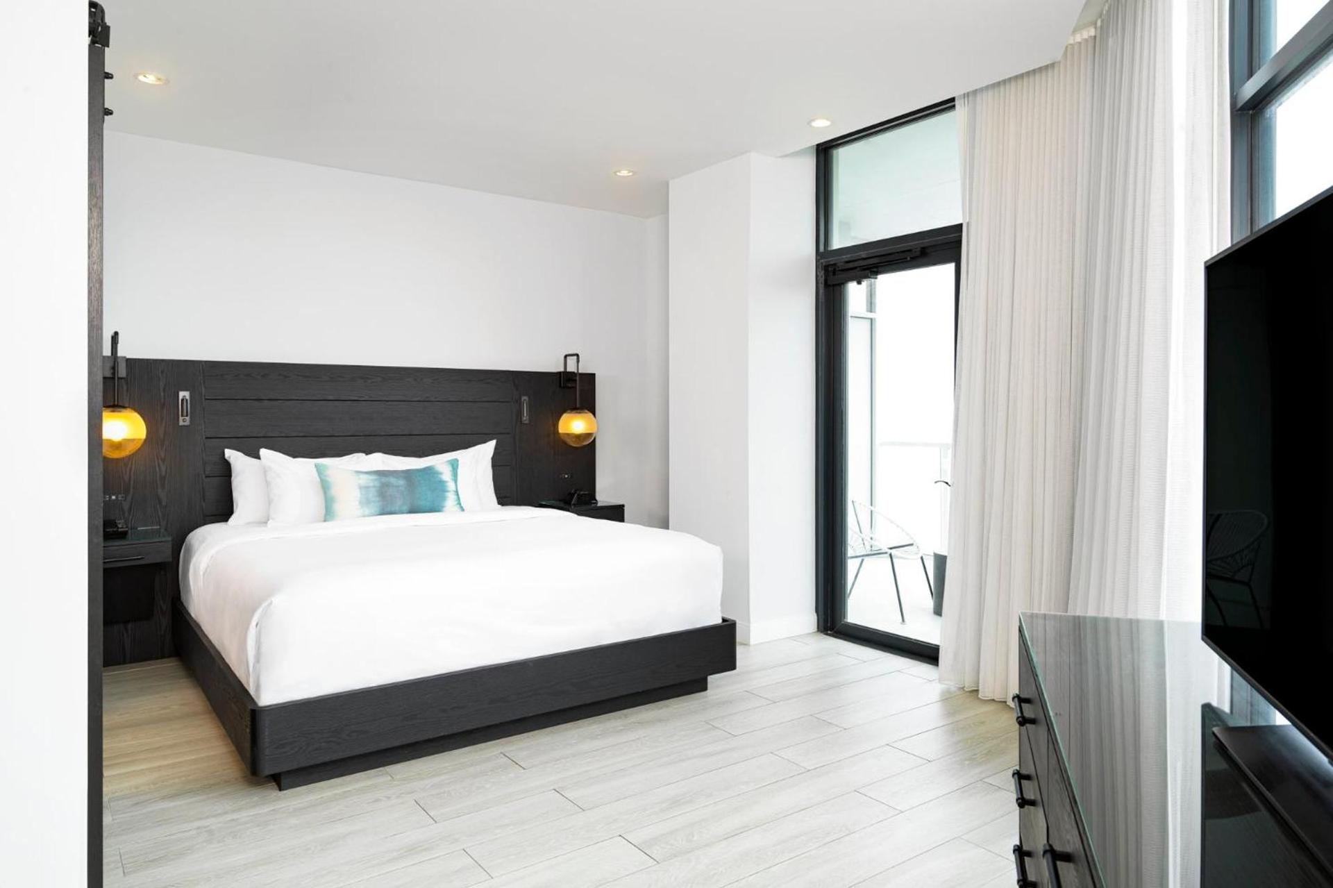 Wave Resort photo 10