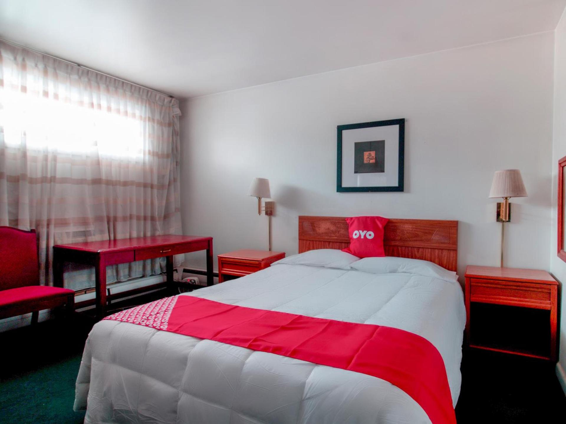 OYO Hotel Dalton PA I-81 photo 10