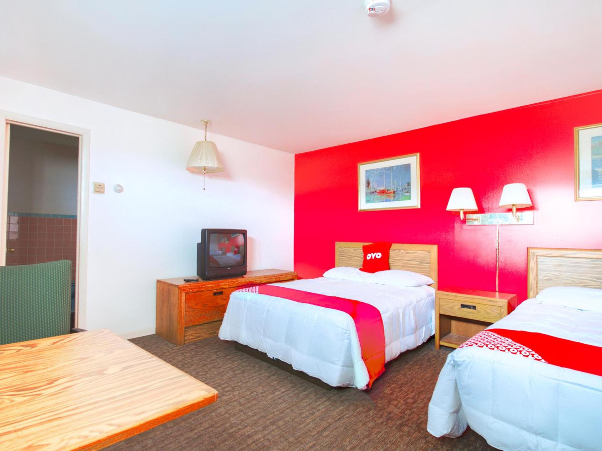 OYO Hotel Dalton PA I-81 photo 29