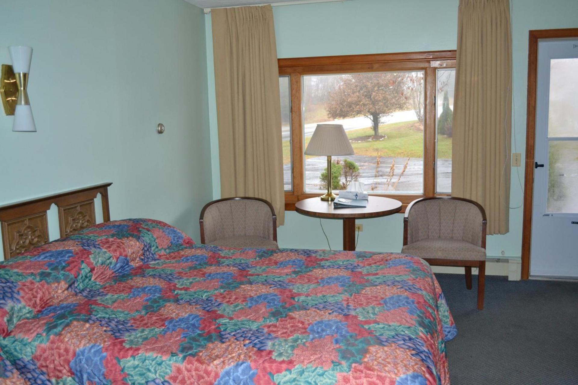 Parker's Motel photo 27