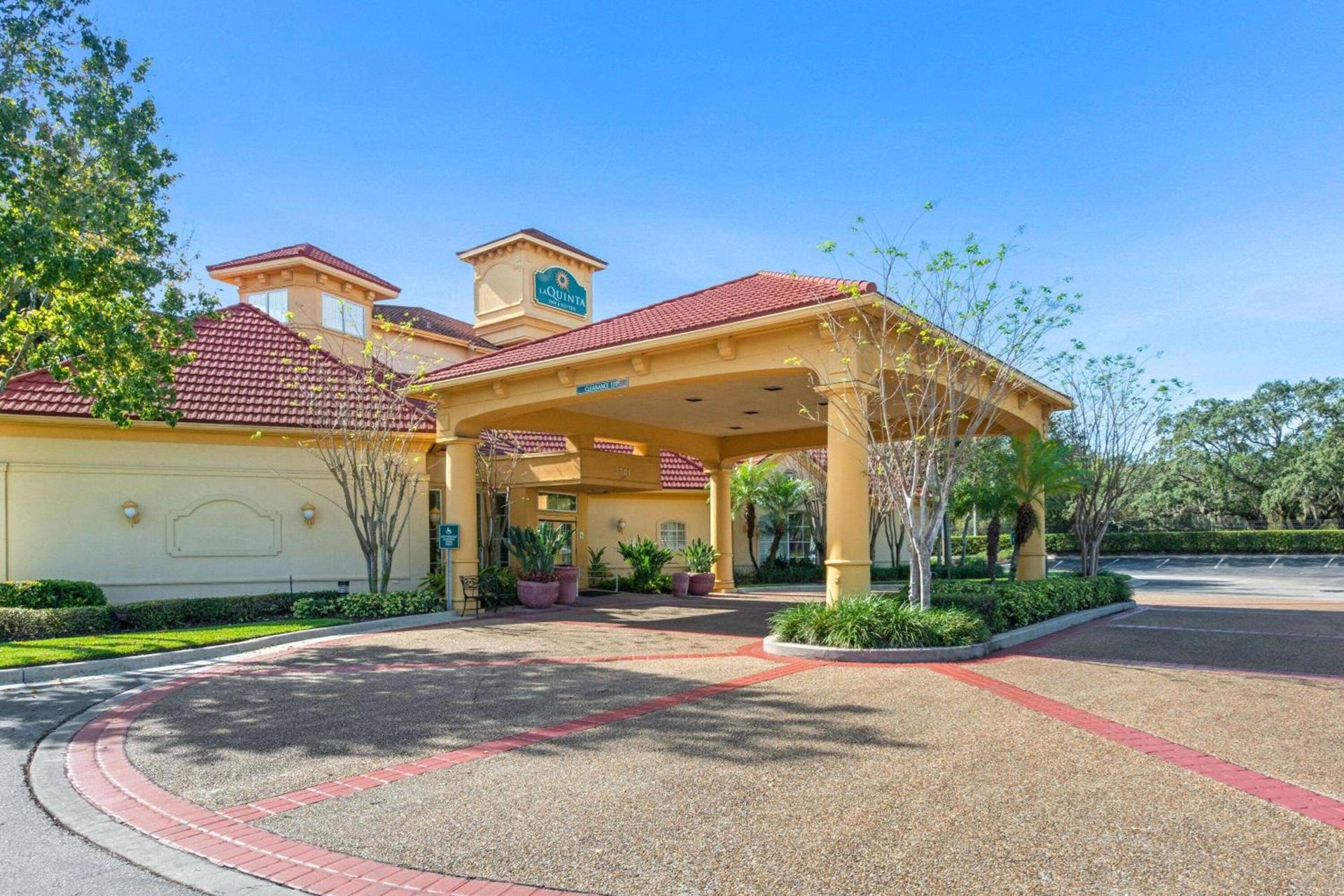 La Quinta by Wyndham USF (Near Busch Gardens) photo 4