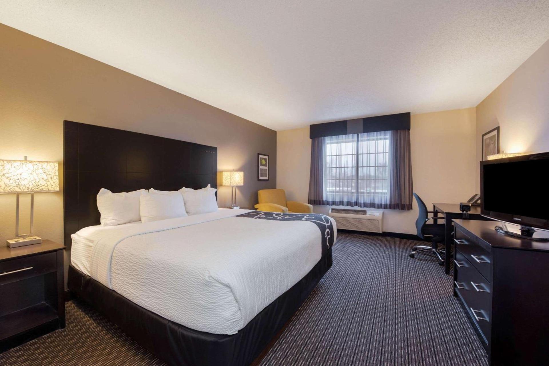La Quinta by Wyndham Cleveland Macedonia photo 53