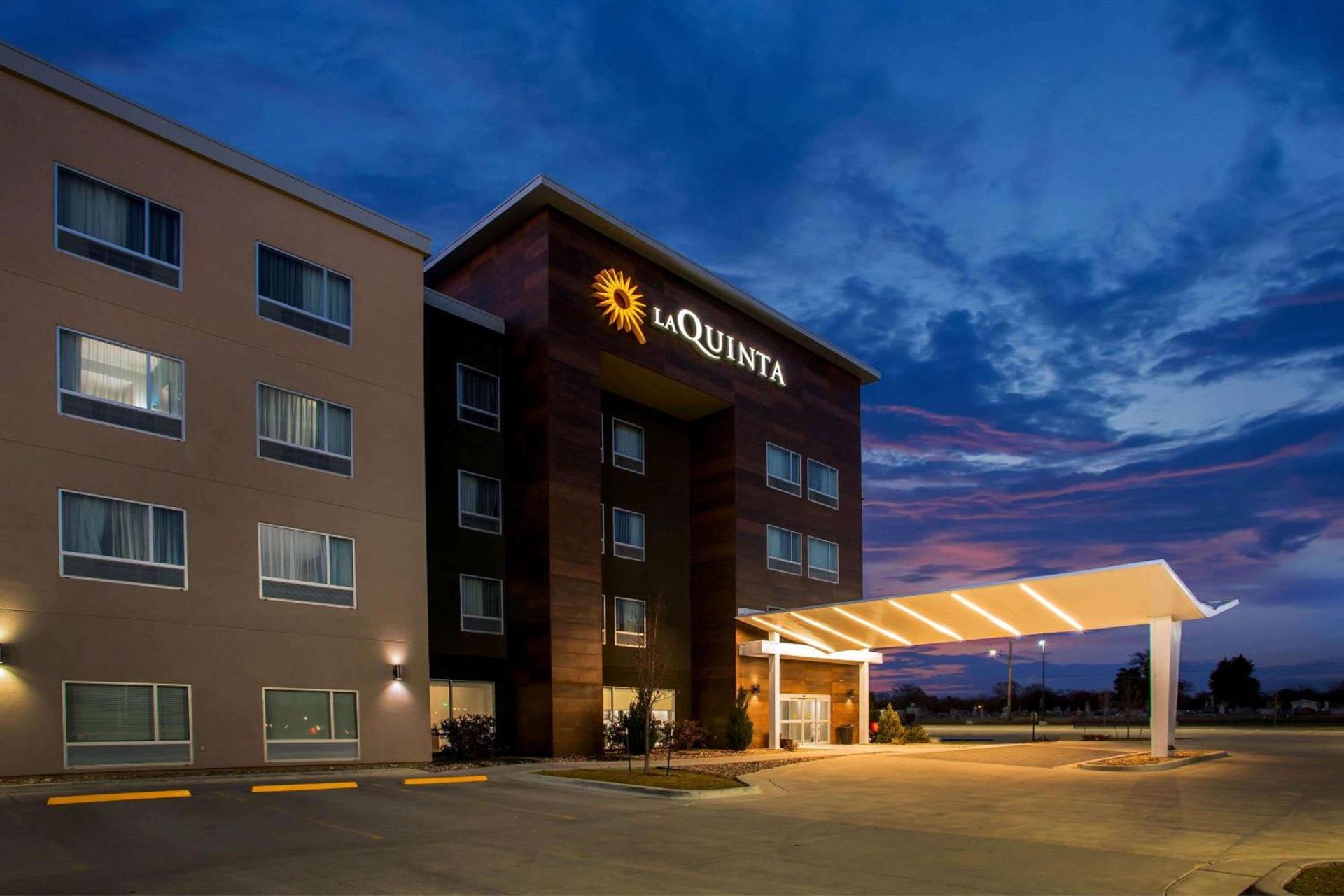 La Quinta by Wyndham Pittsburg photo 3