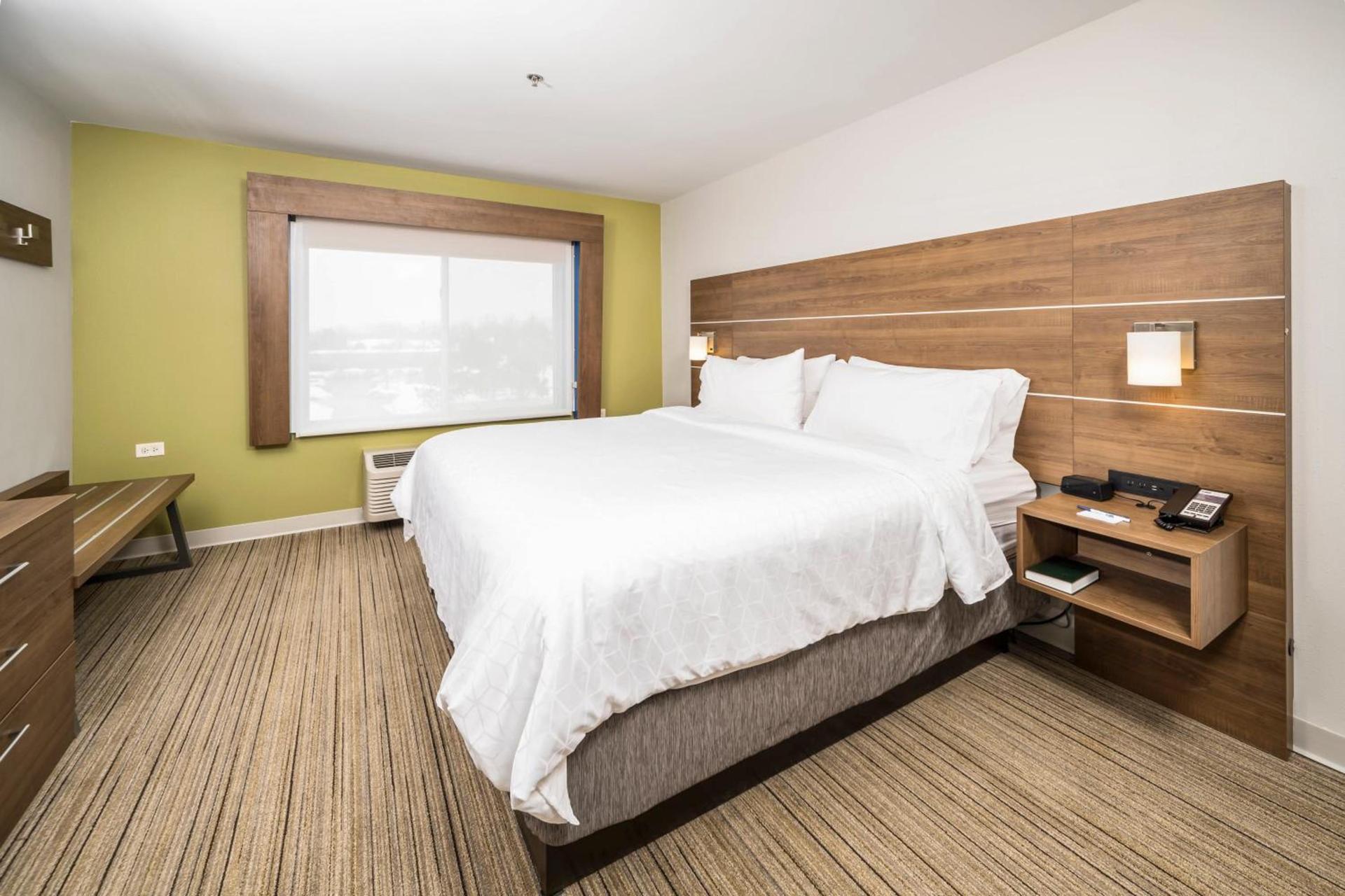 Holiday Inn Express Indianapolis South by IHG photo 62