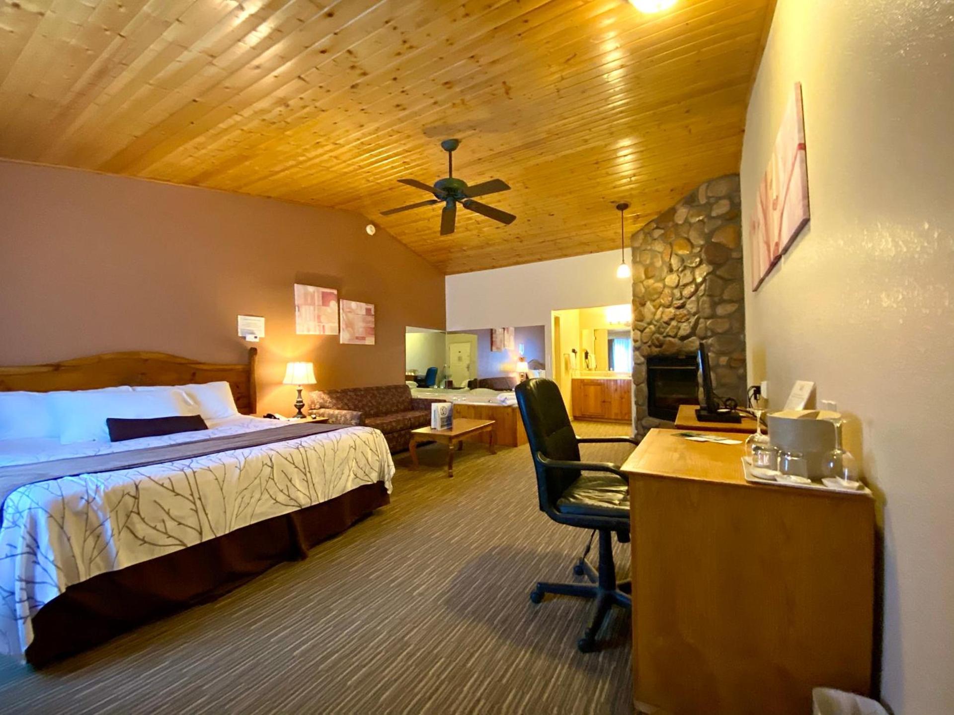 Majestic Mountain Inn photo 6