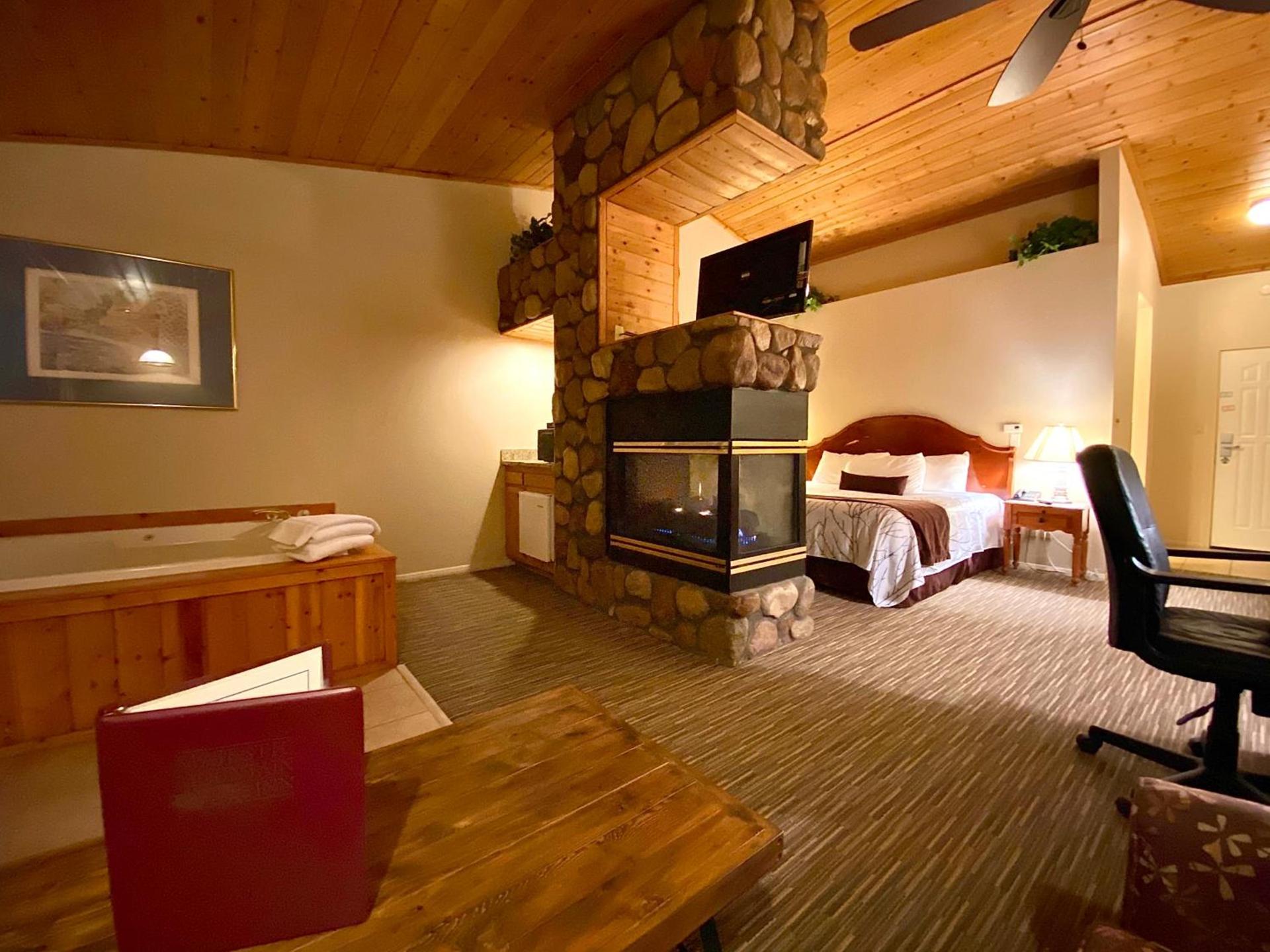 Majestic Mountain Inn photo 7