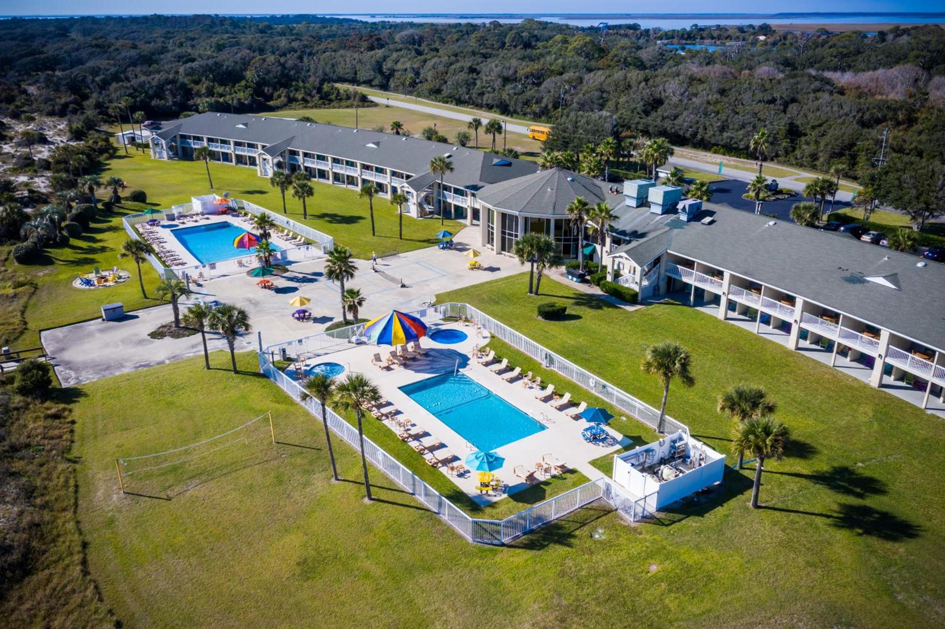 Days Inn & Suites by Wyndham Jekyll Island photo 5