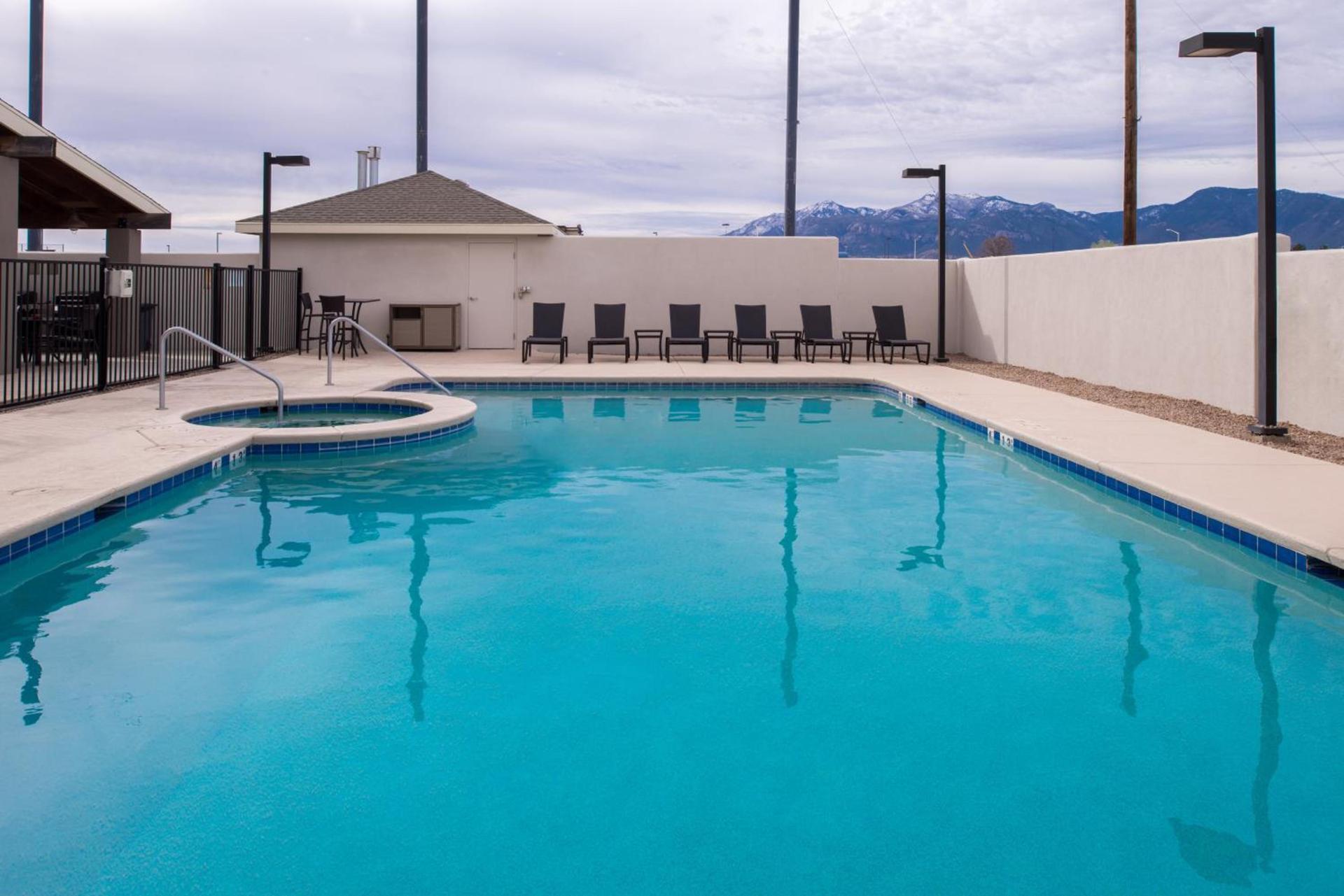 Holiday Inn Express Sierra Vista by IHG photo 37