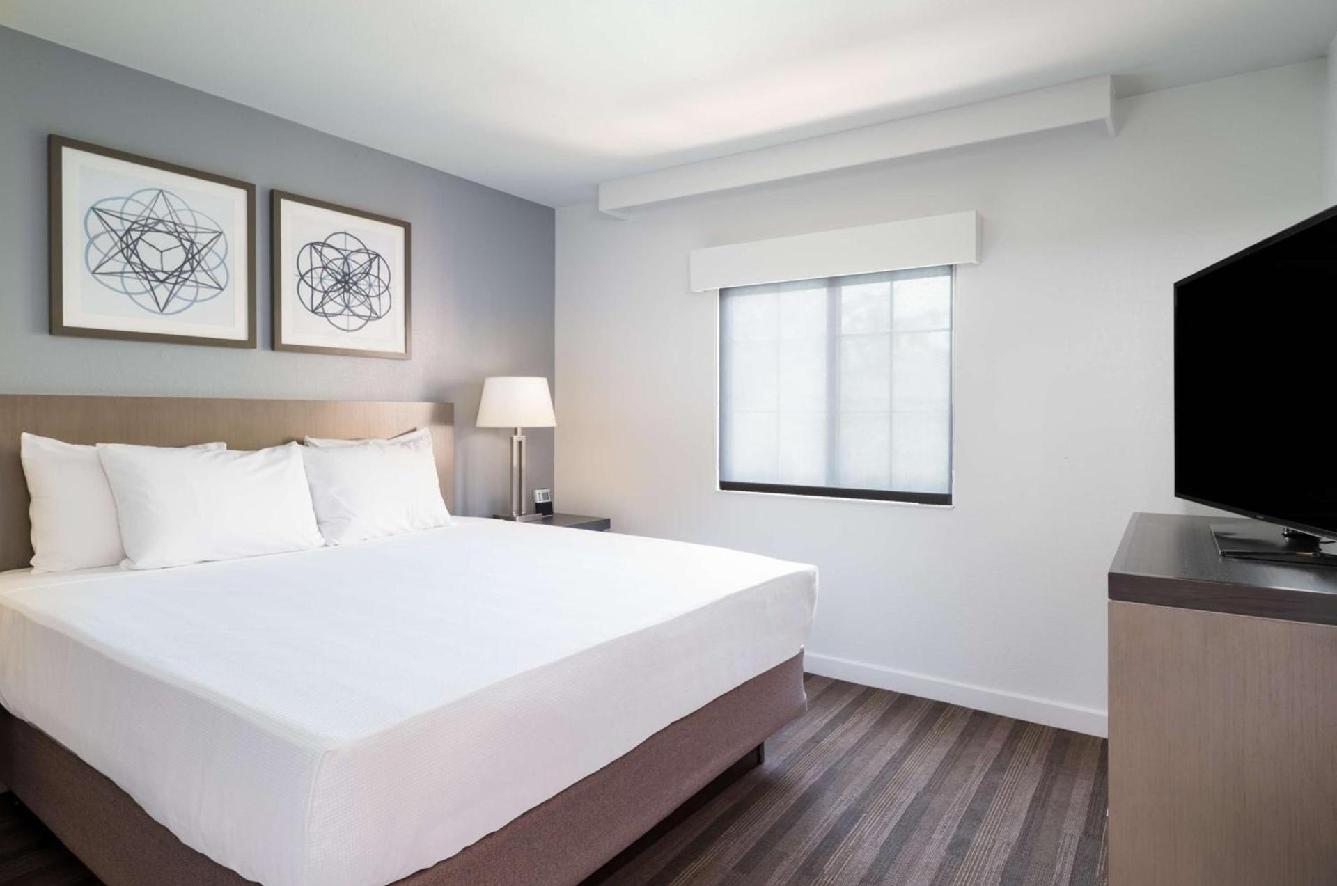 Hyatt House White Plains photo 80