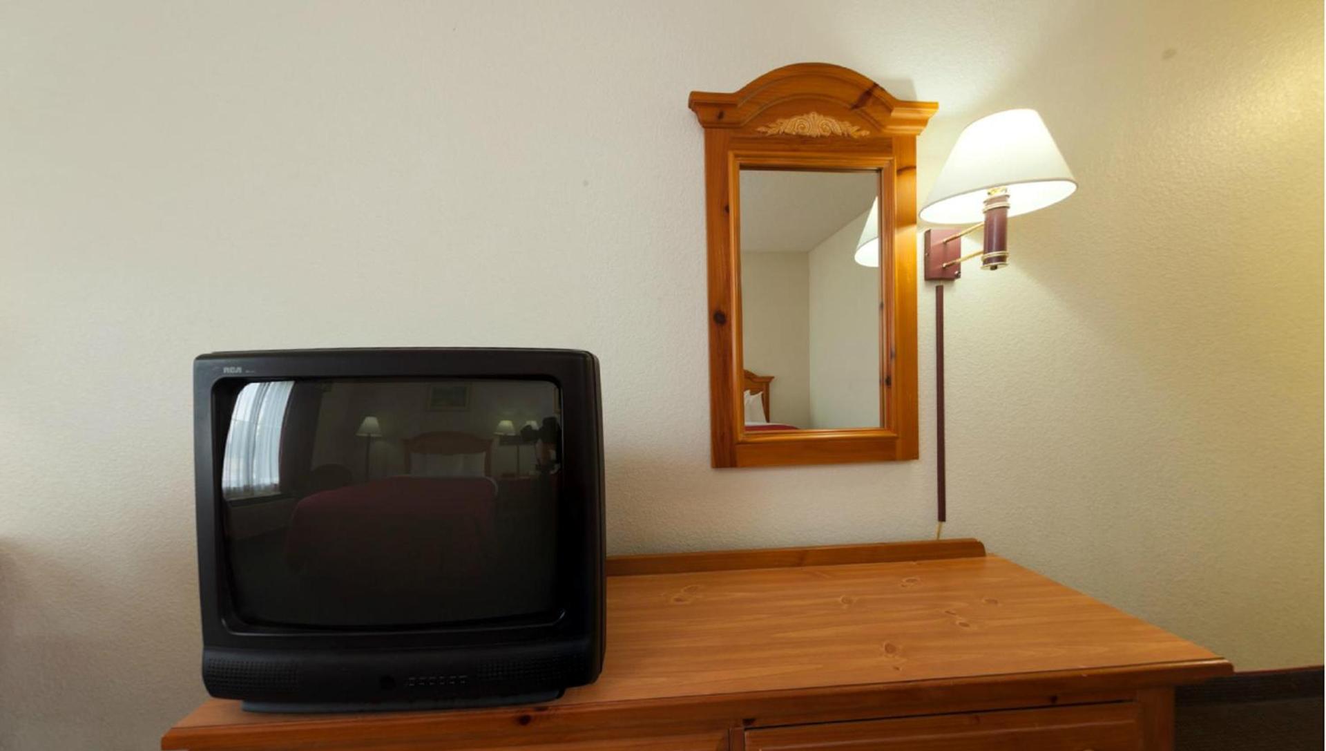 Country Inn & Suites by Radisson, Indianapolis South, IN photo 23