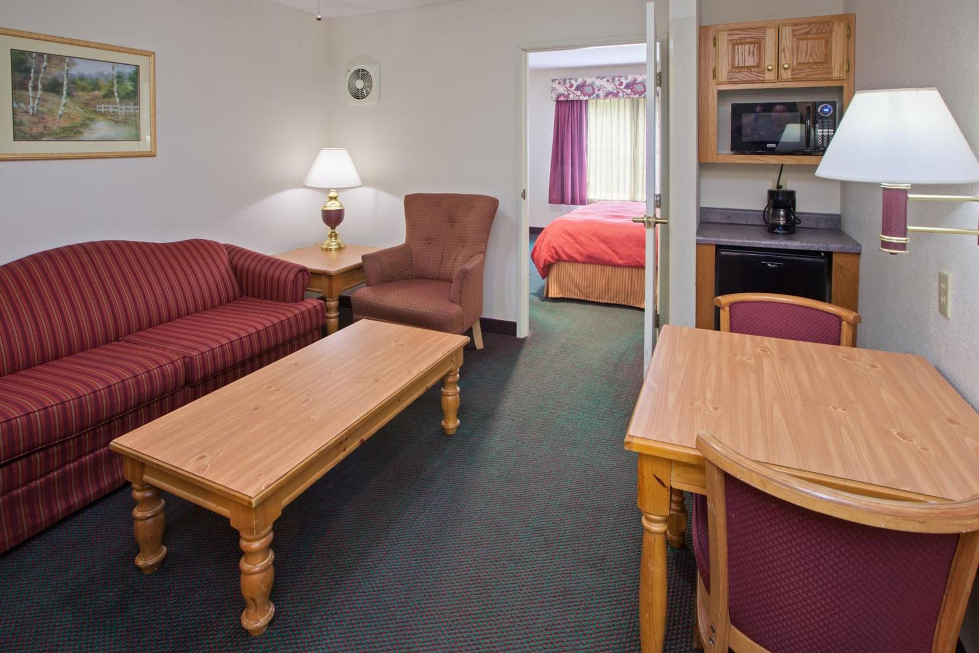 Country Inn & Suites by Radisson, Indianapolis South, IN photo 35