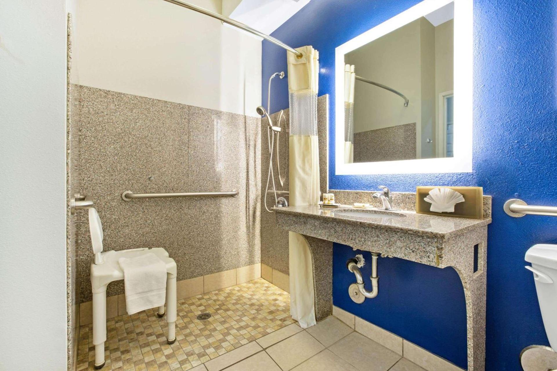La Quinta by Wyndham NE Long Beach/Cypress photo 28