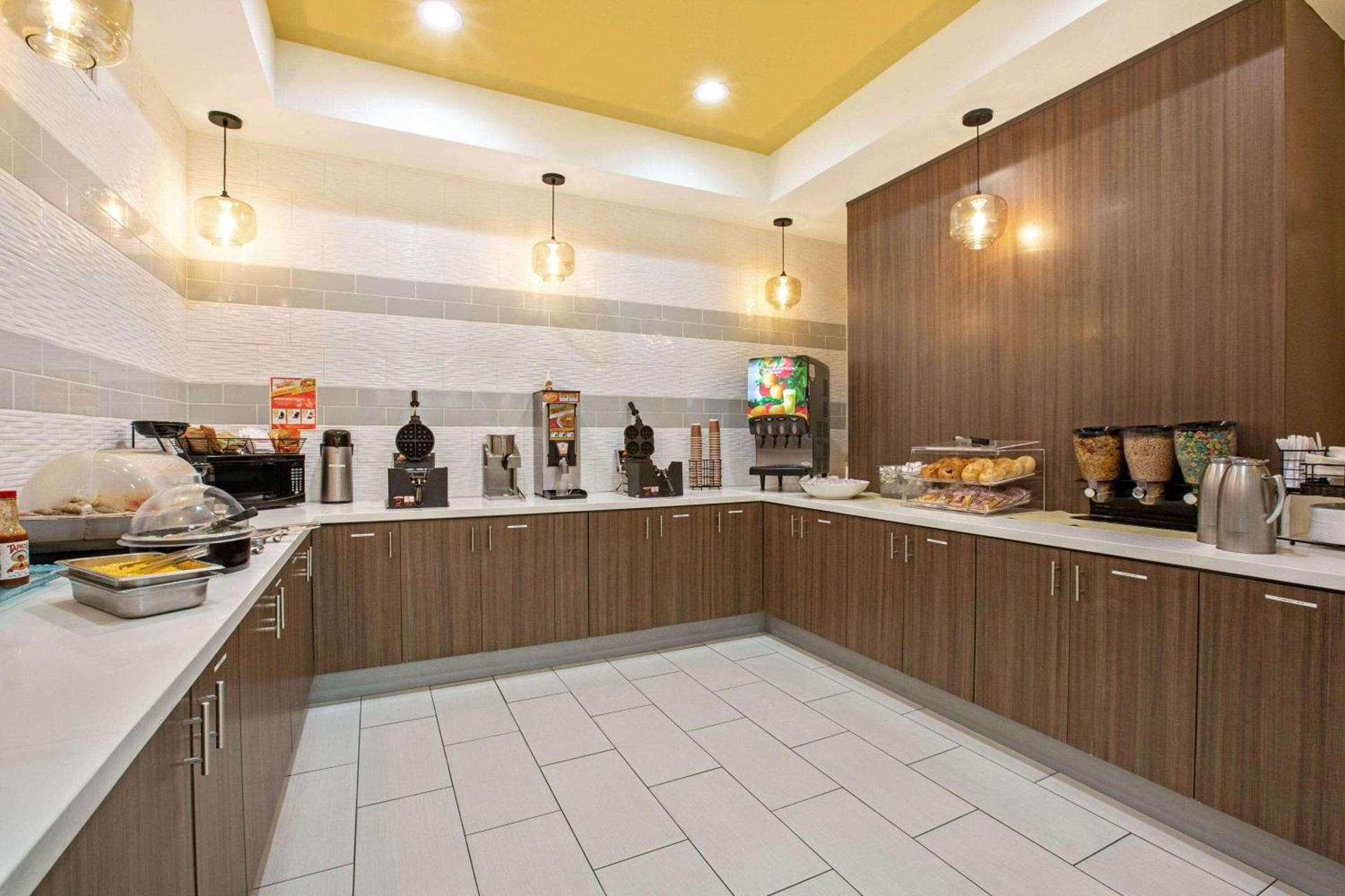 La Quinta by Wyndham NE Long Beach/Cypress photo 45