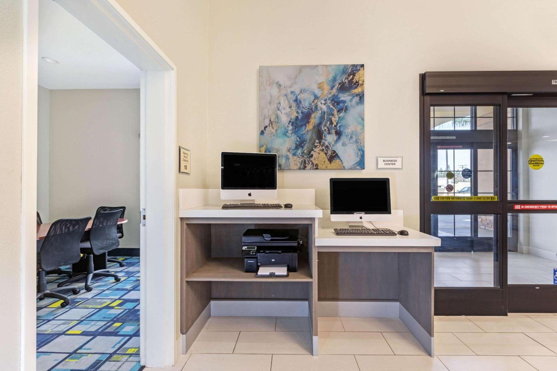 La Quinta by Wyndham NE Long Beach/Cypress photo 50