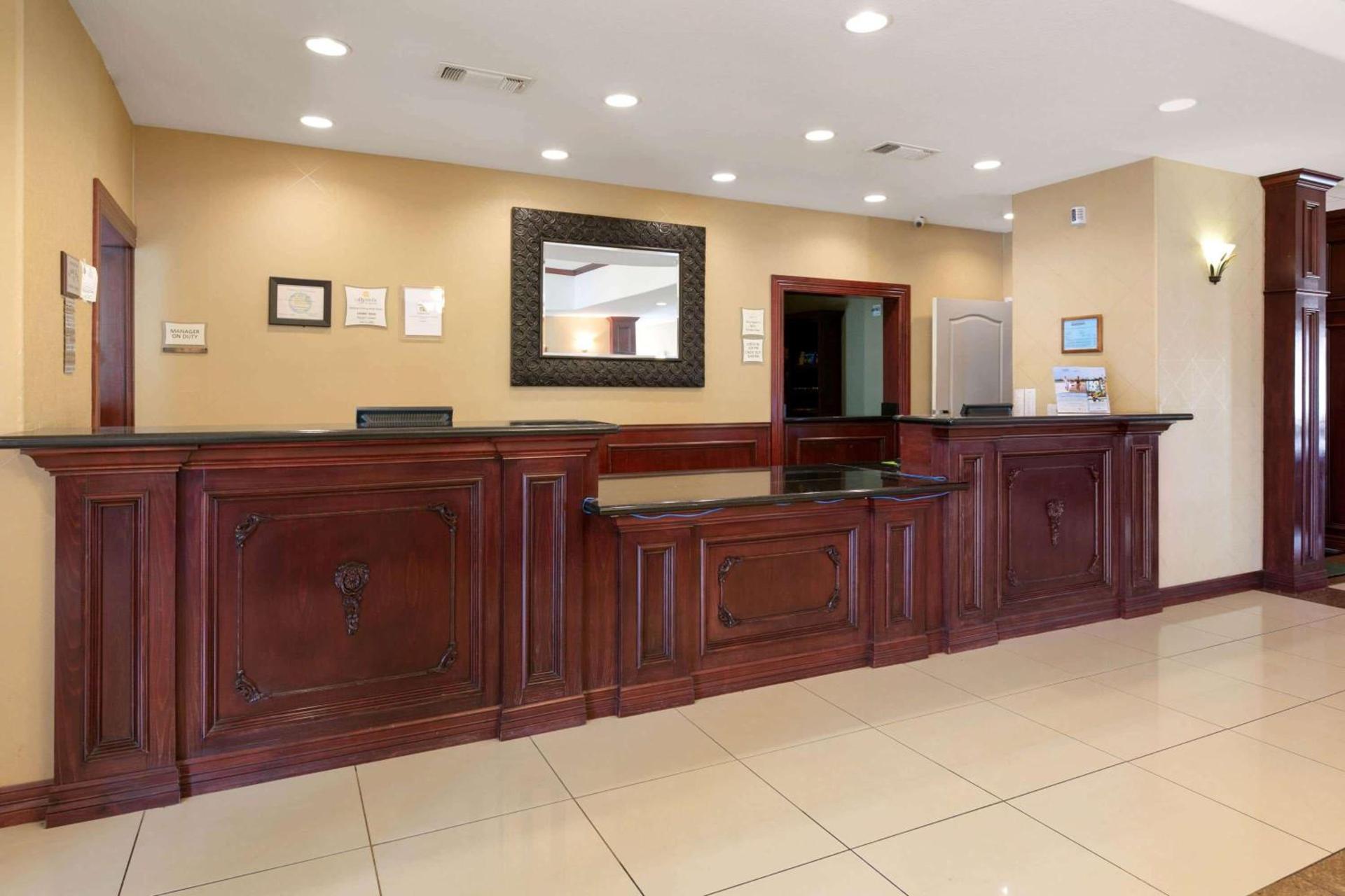 La Quinta by Wyndham Lindale photo 25