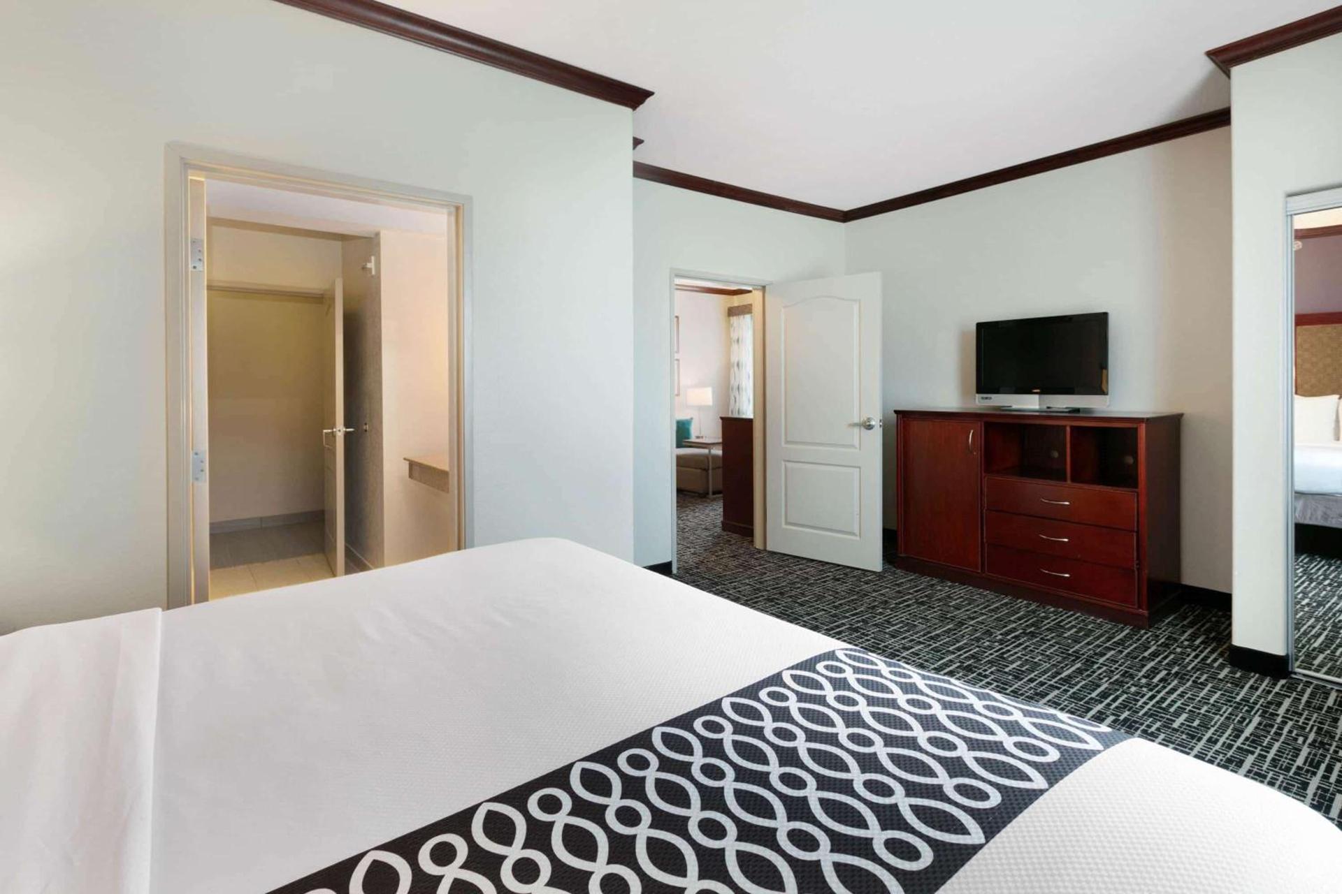 La Quinta by Wyndham Lindale photo 13