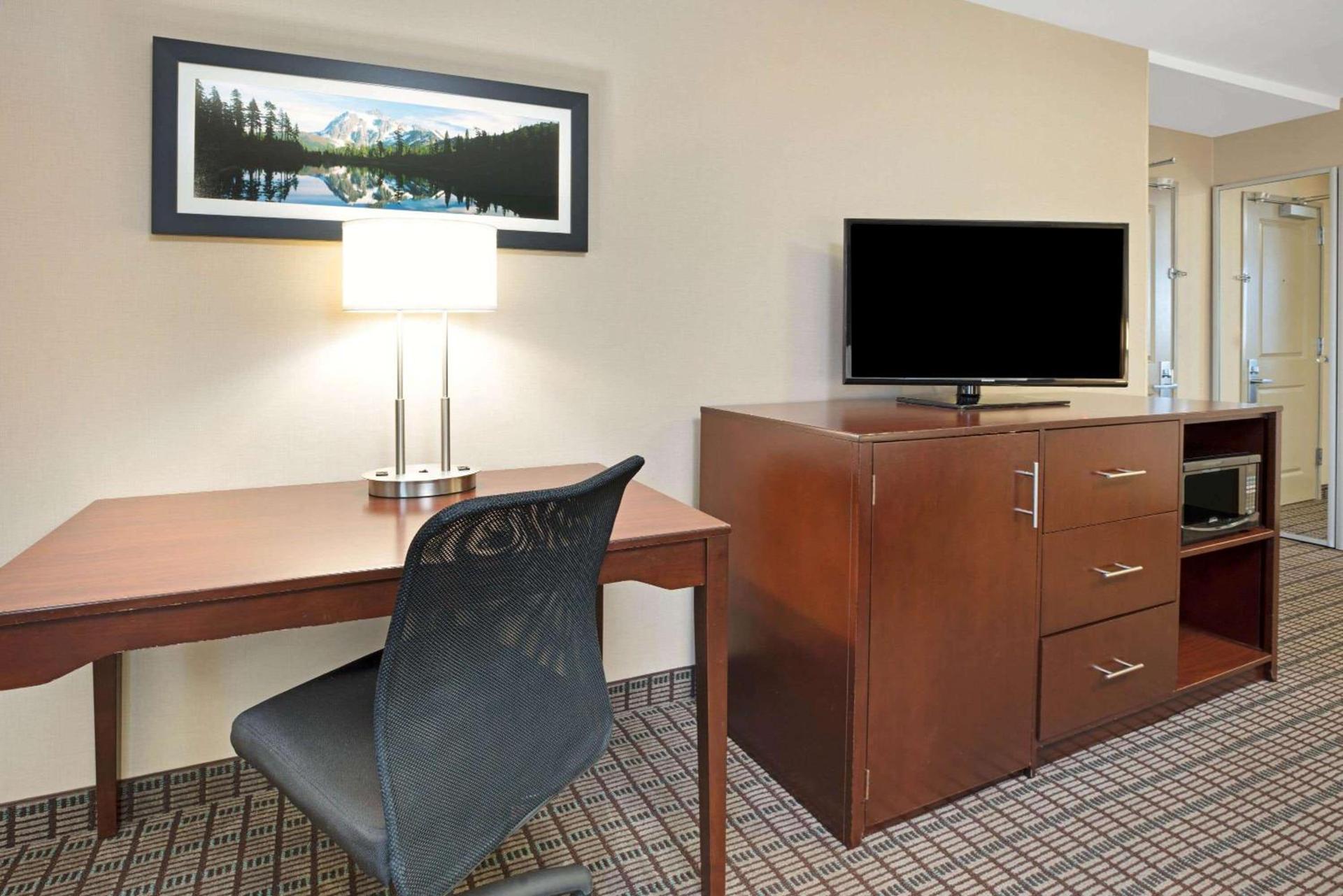 La Quinta by Wyndham Bellingham photo 21