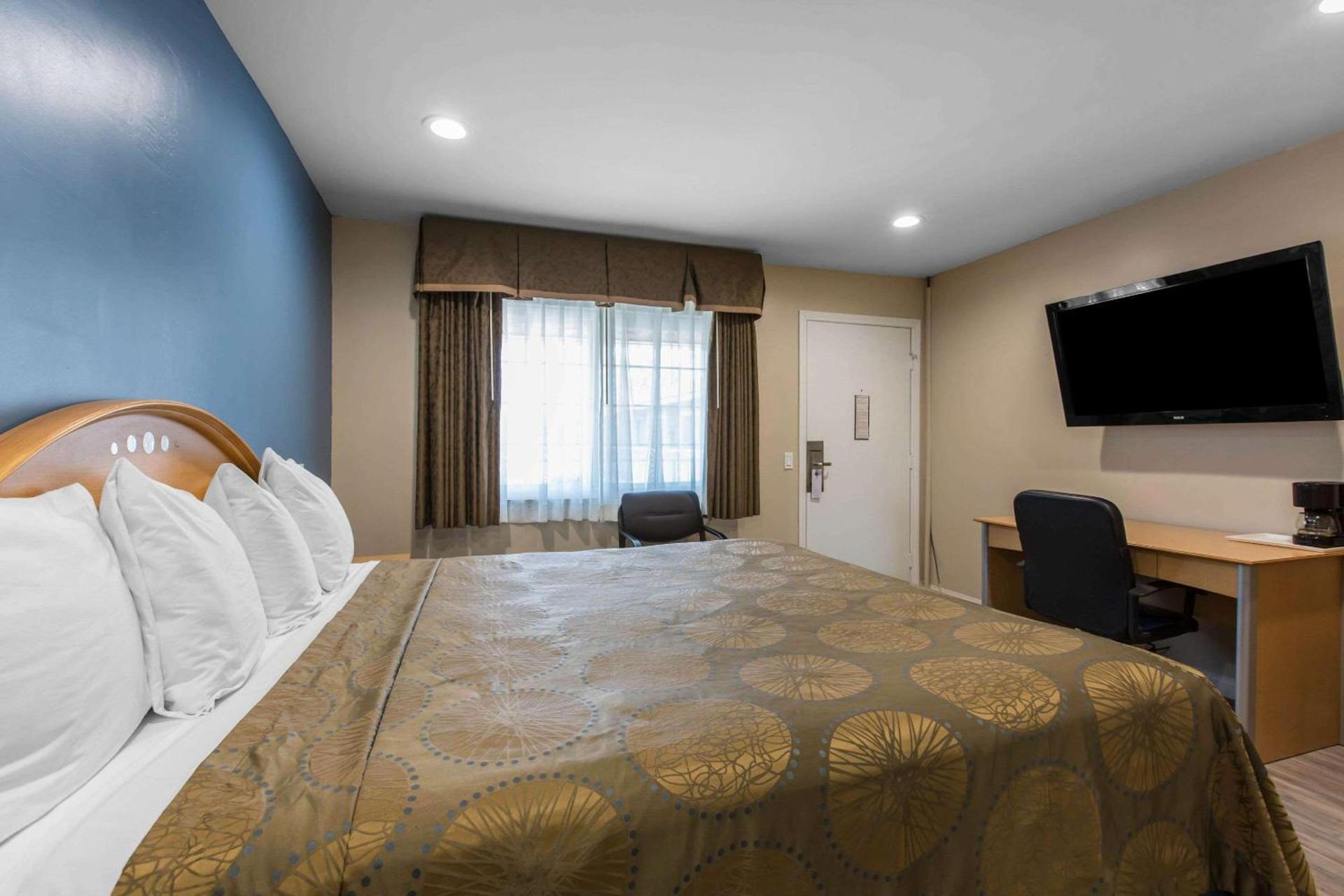 Rodeway Inn Escondido Downtown photo 27