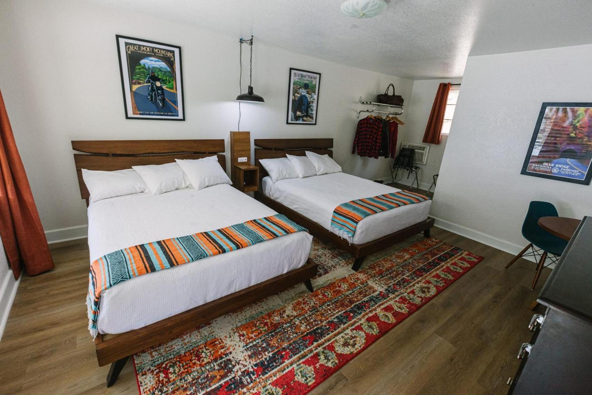 Route 19 Inn photo 23