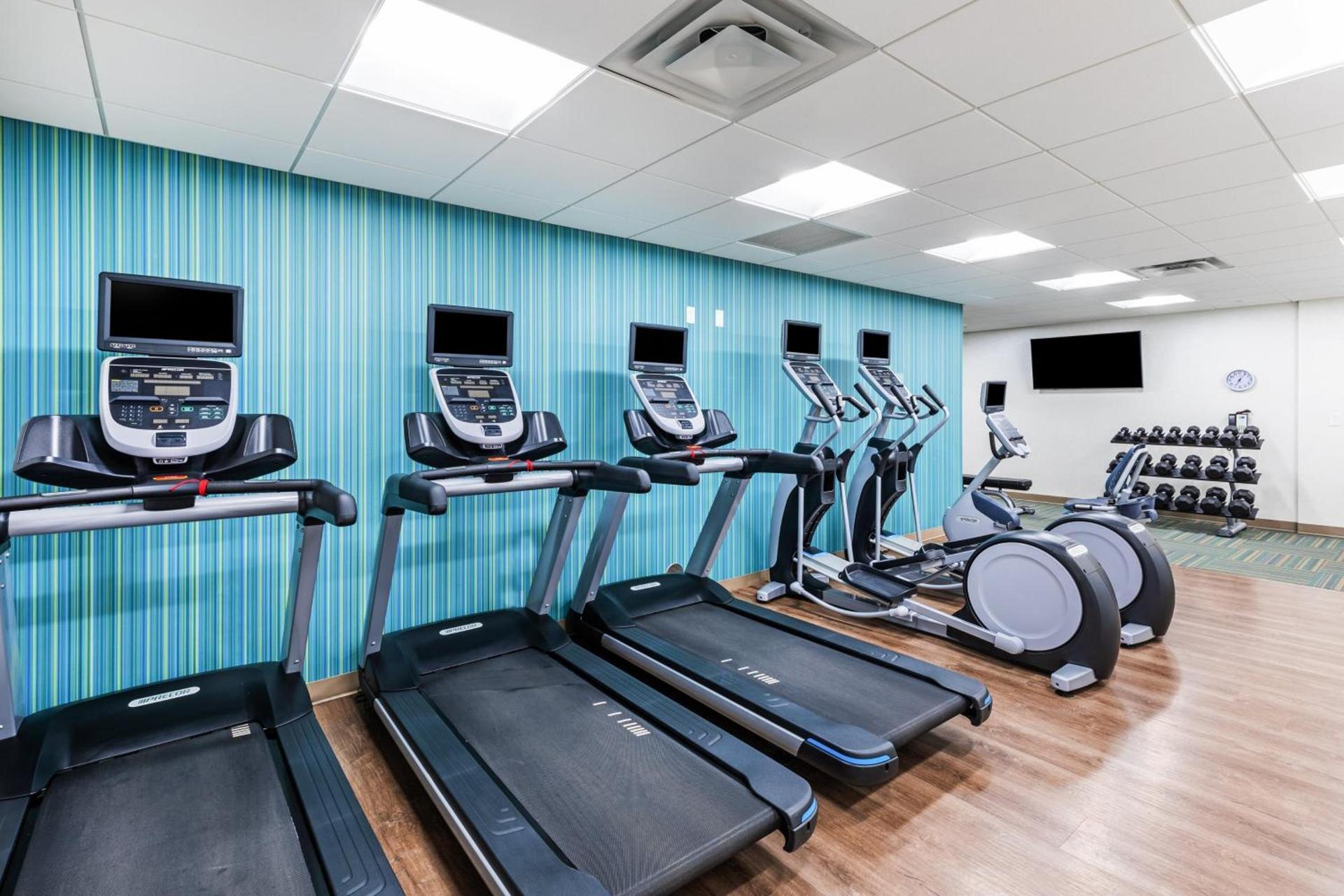 Holiday Inn Express & Suites Junction by IHG photo 20
