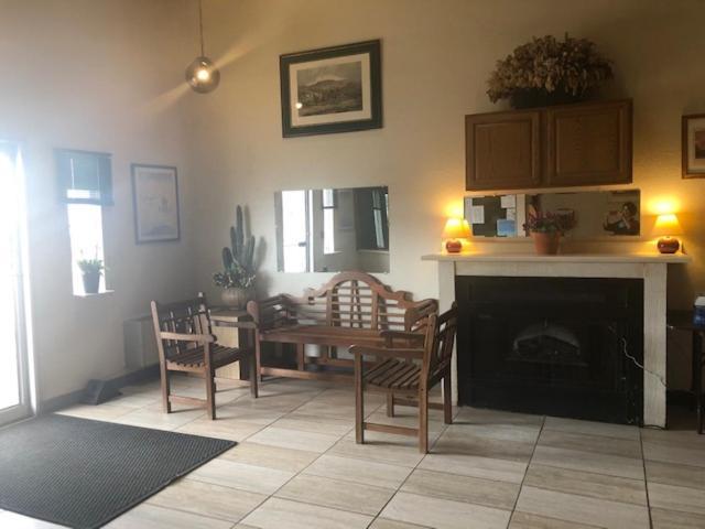 Luxury Inn photo 2