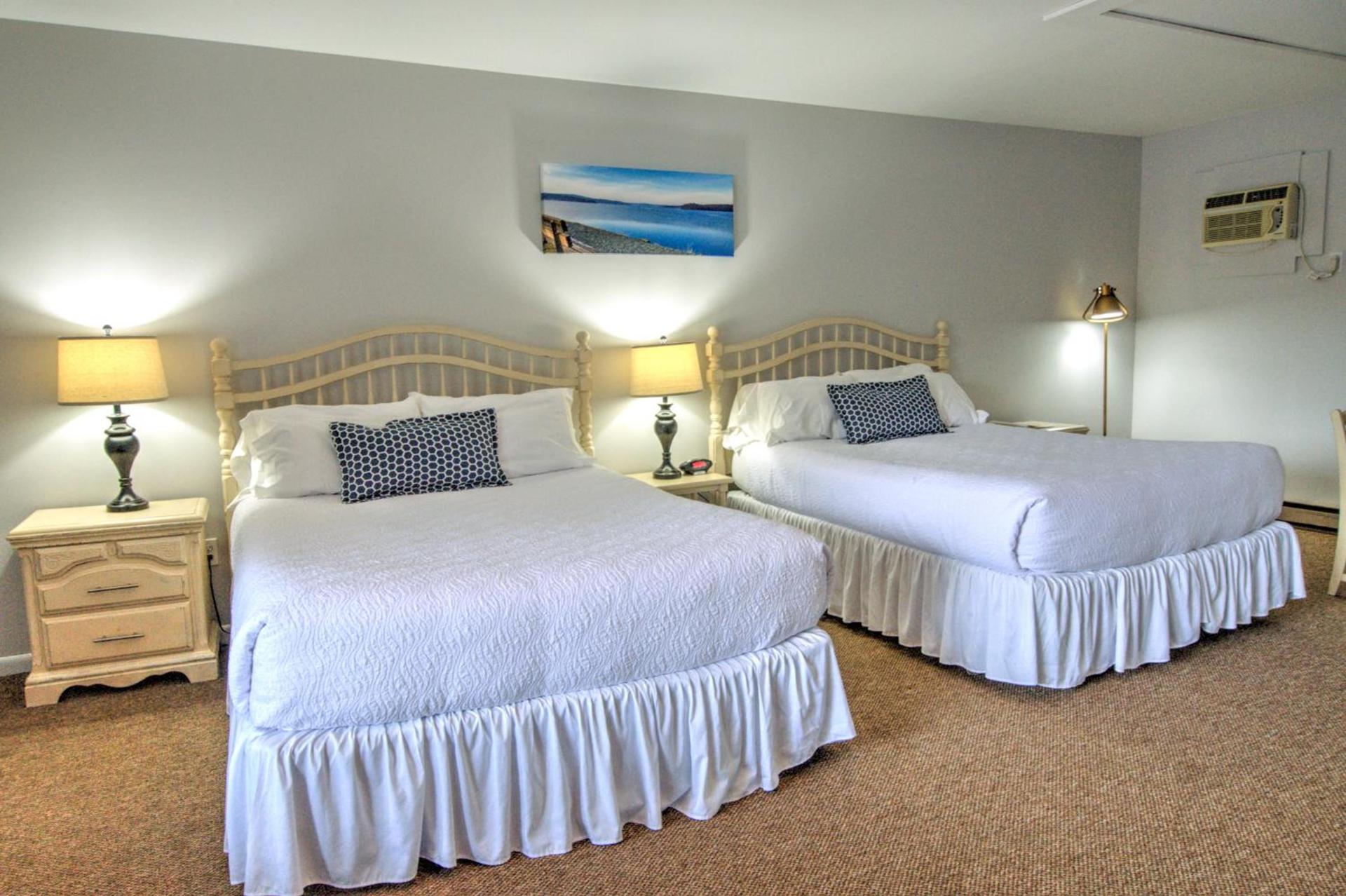 East Shore Lodging photo 12