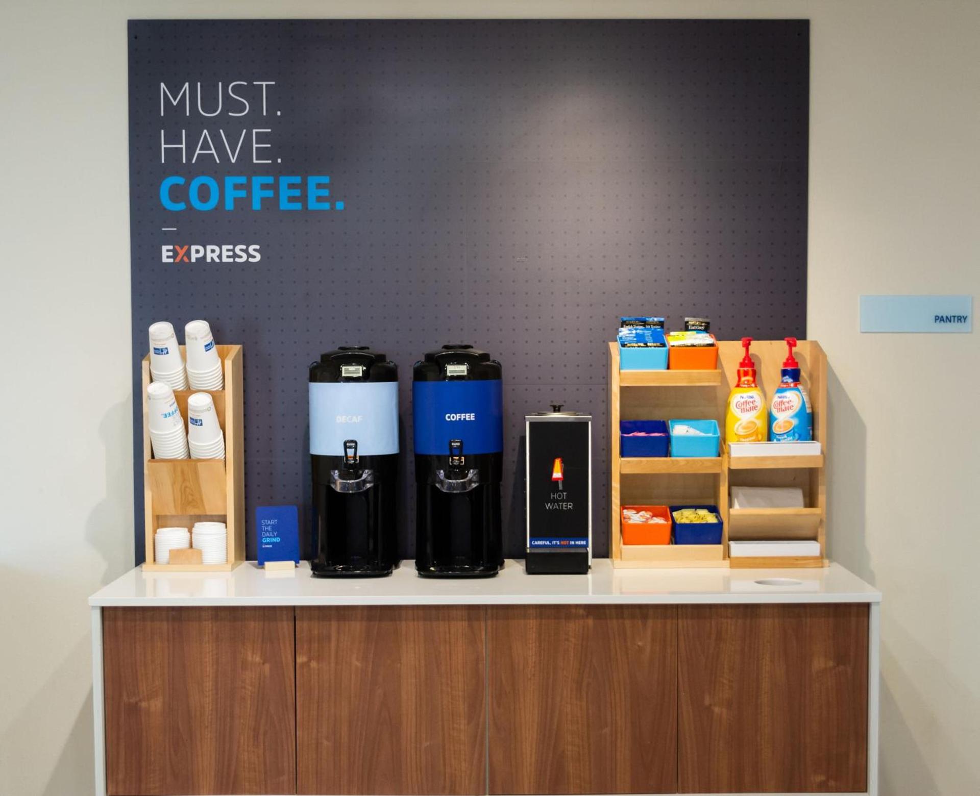 Holiday Inn Express Hotel & Suites Muskogee by IHG photo 17