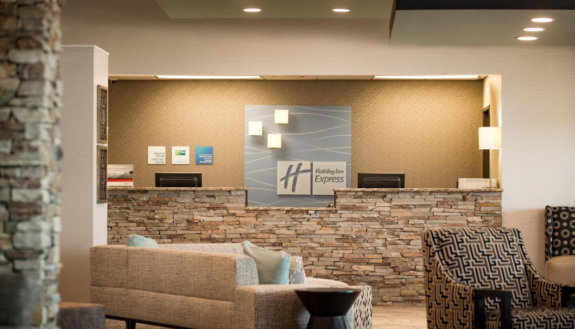 Holiday Inn Express Le Claire Riverfront-Davenport by IHG photo 13