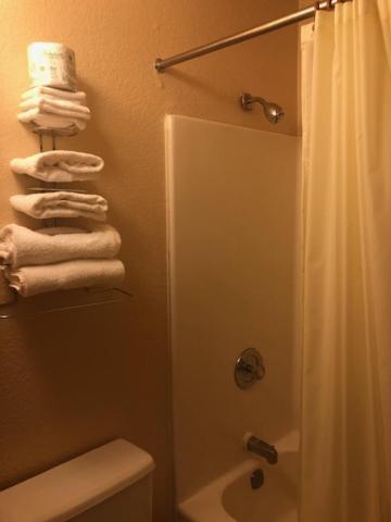 Luxury Inn photo 13