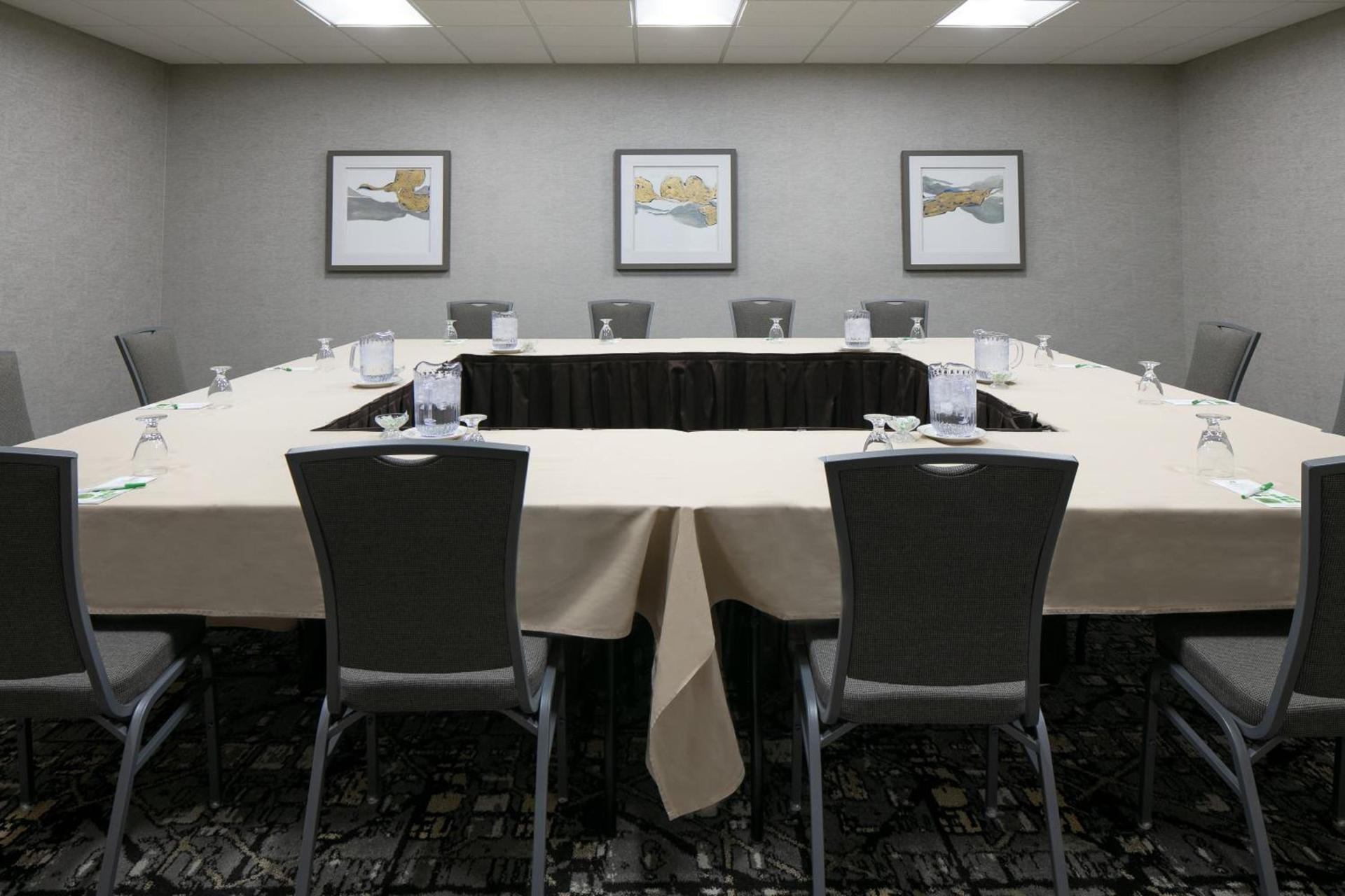 Holiday Inn Hotel & Suites Des Moines-Northwest by IHG photo 49