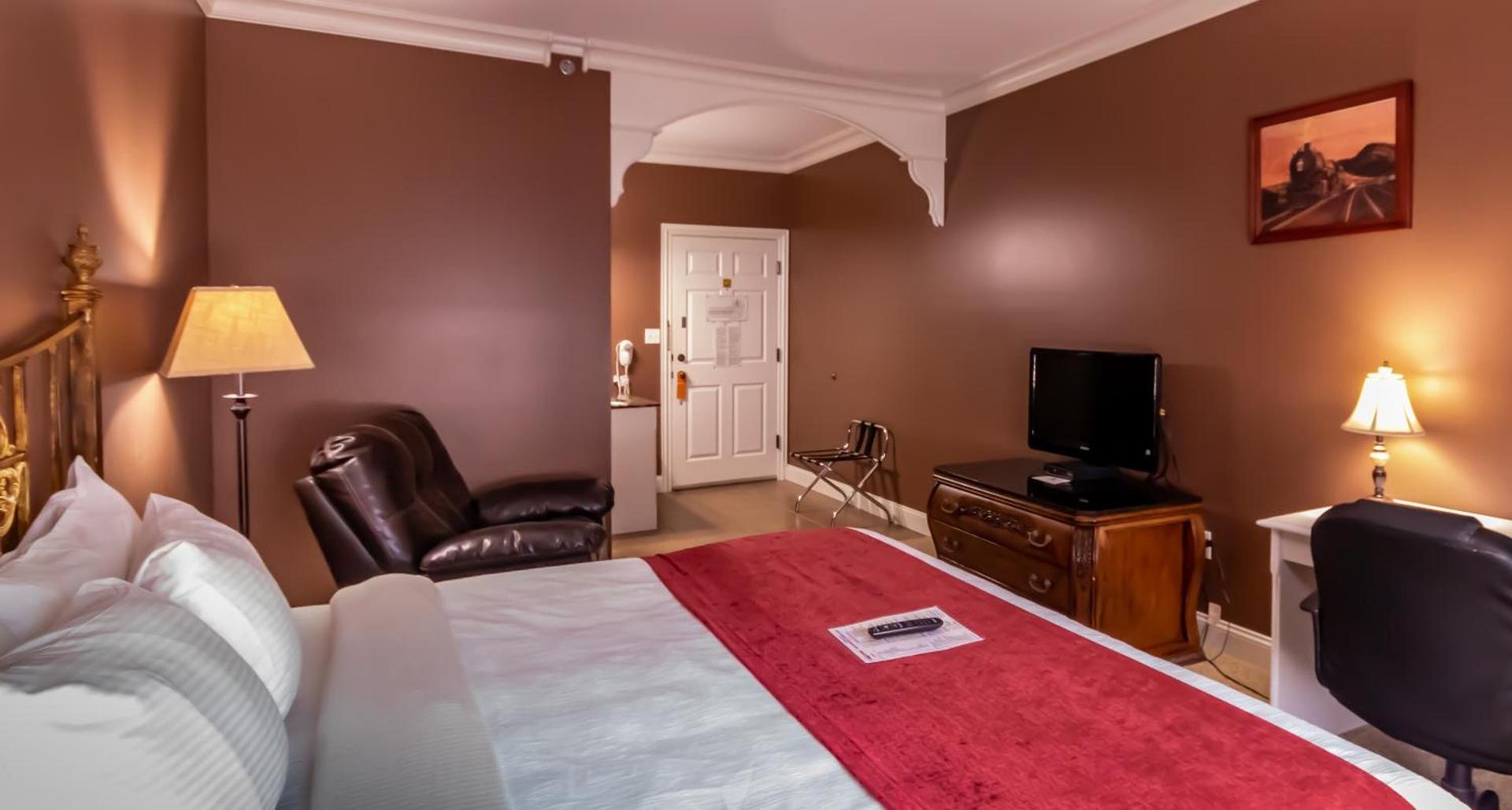 Depot Inn & Suites photo 40