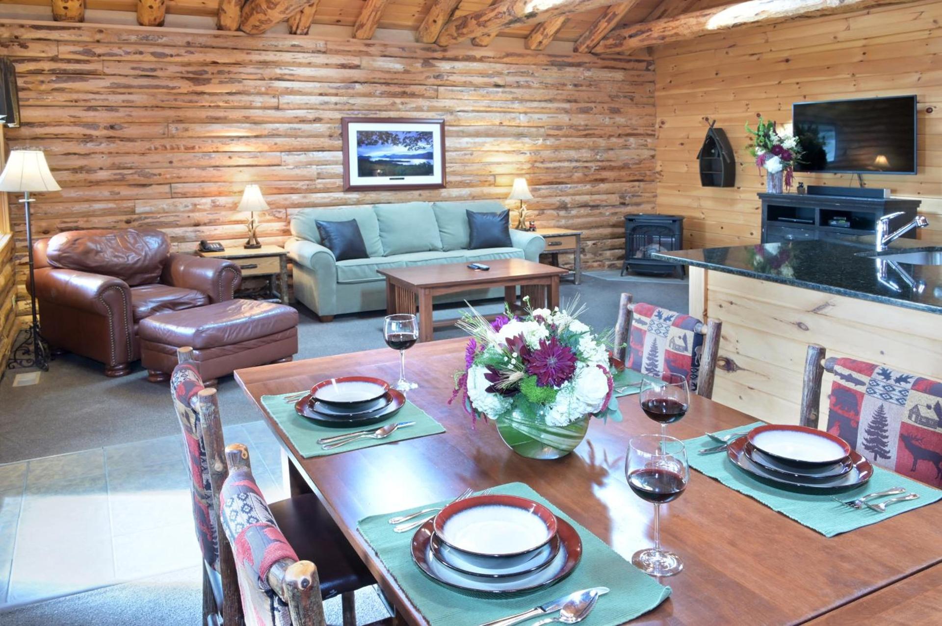 The Lodges at Cresthaven photo 7