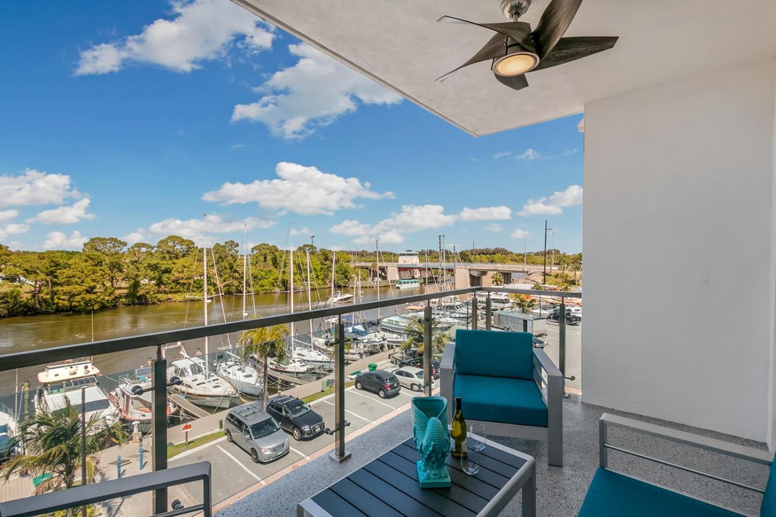 Cape Crossing Resort & Marina photo 17